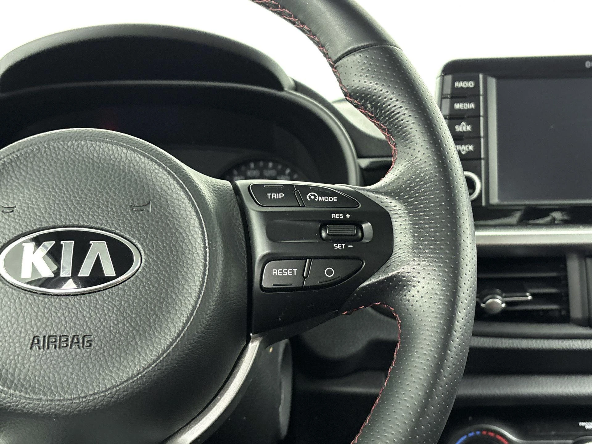 Kia-Picanto-image-5
