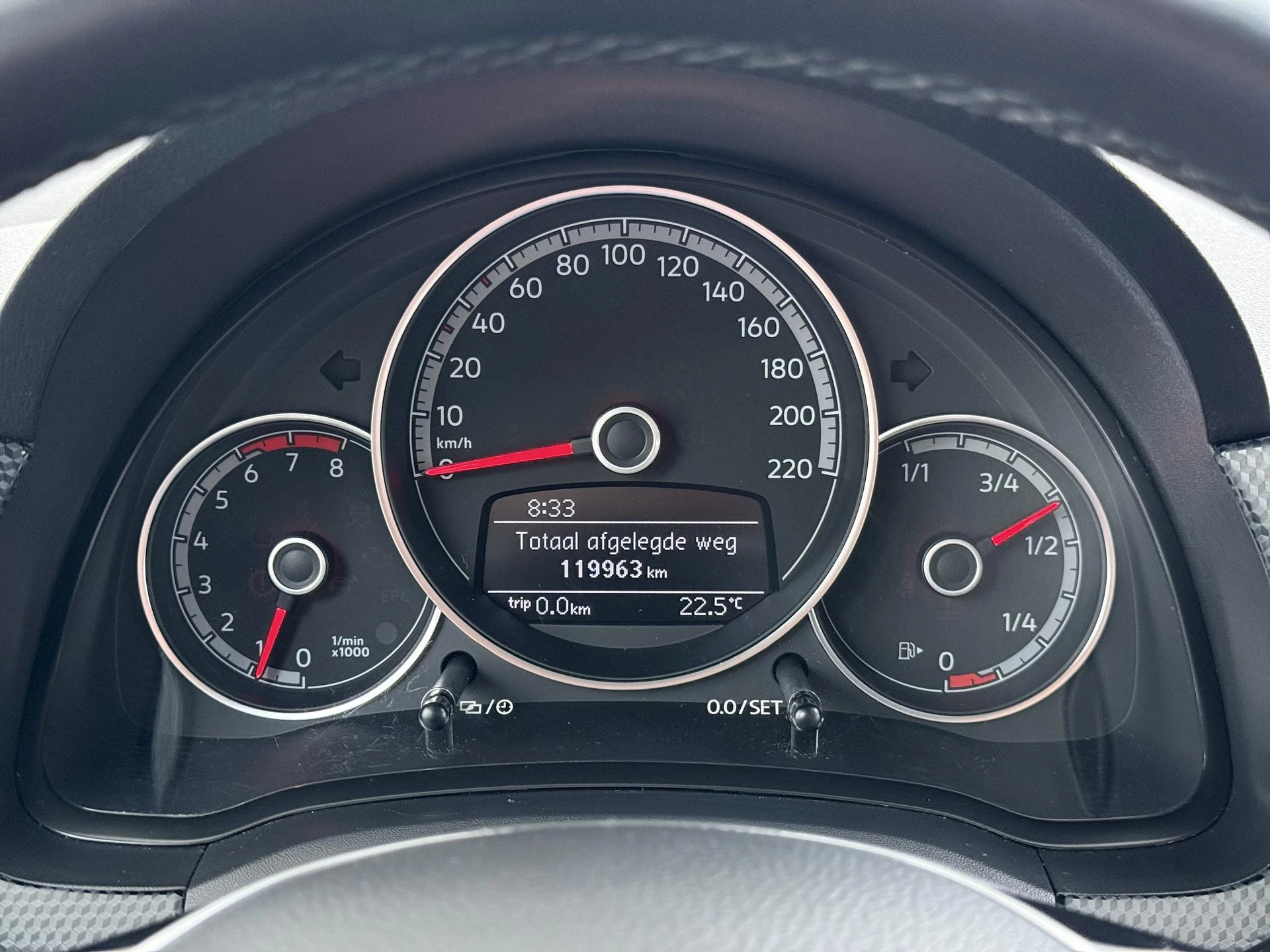 Volkswagen-up!-image-21
