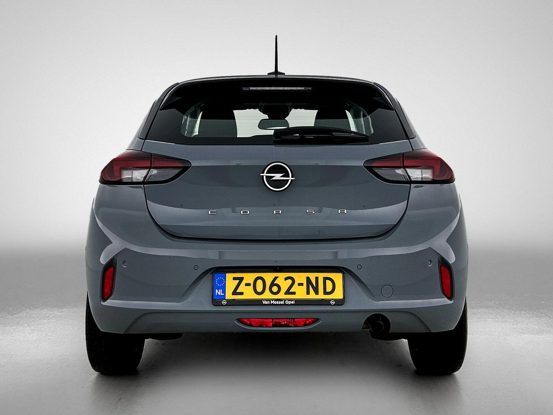 Opel-Corsa-image-2