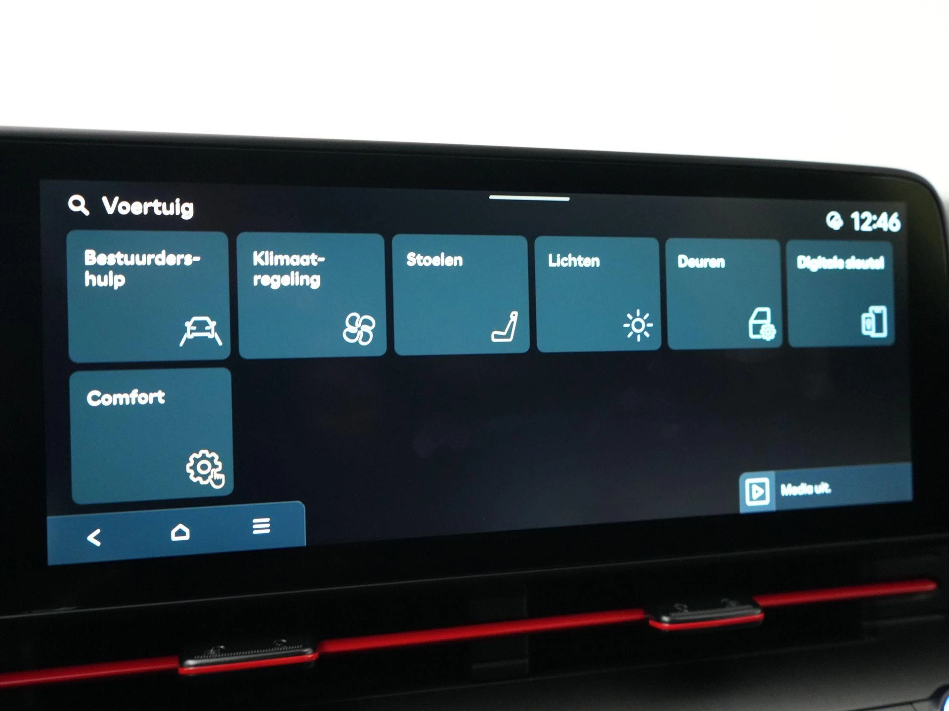 Hyundai-Kona-image-27