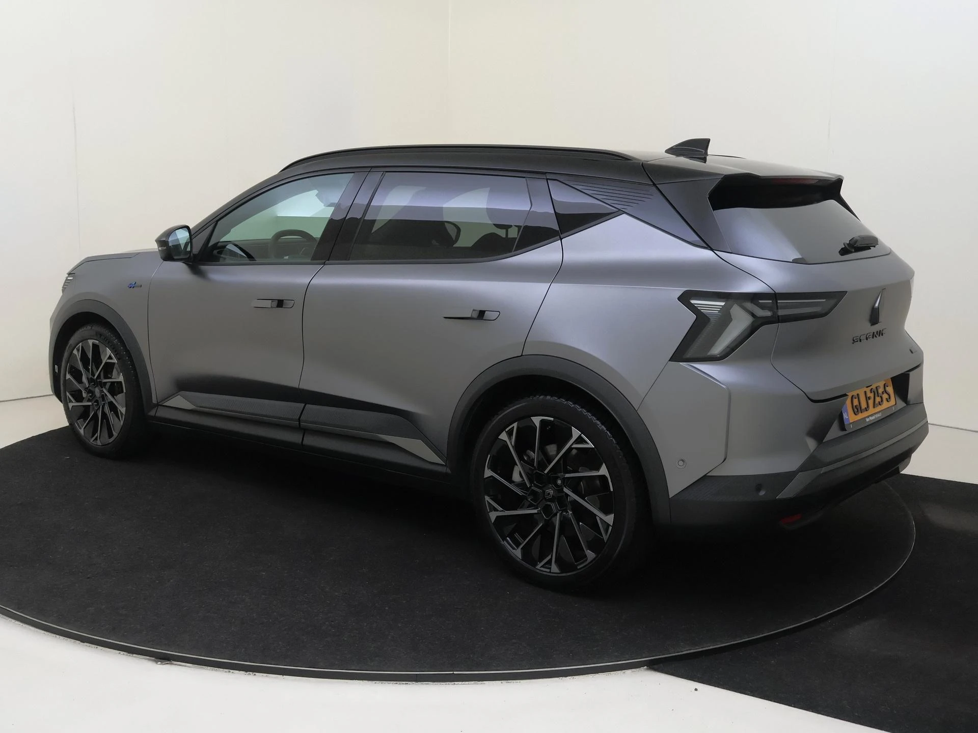 Renault-Scénic-image-2