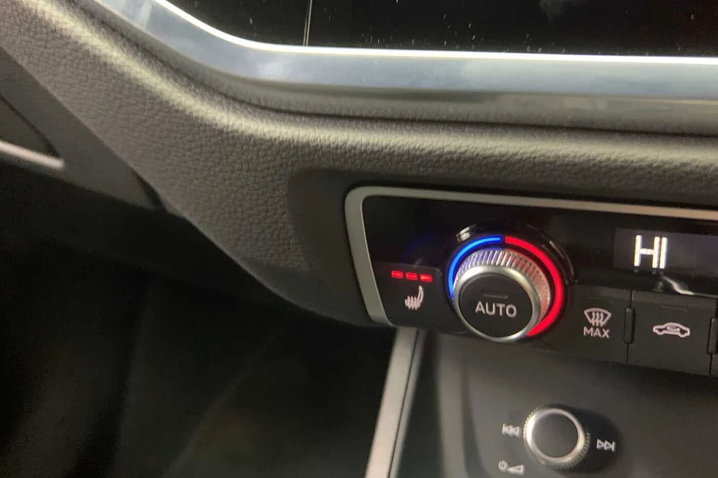 Audi-Q3-image-18