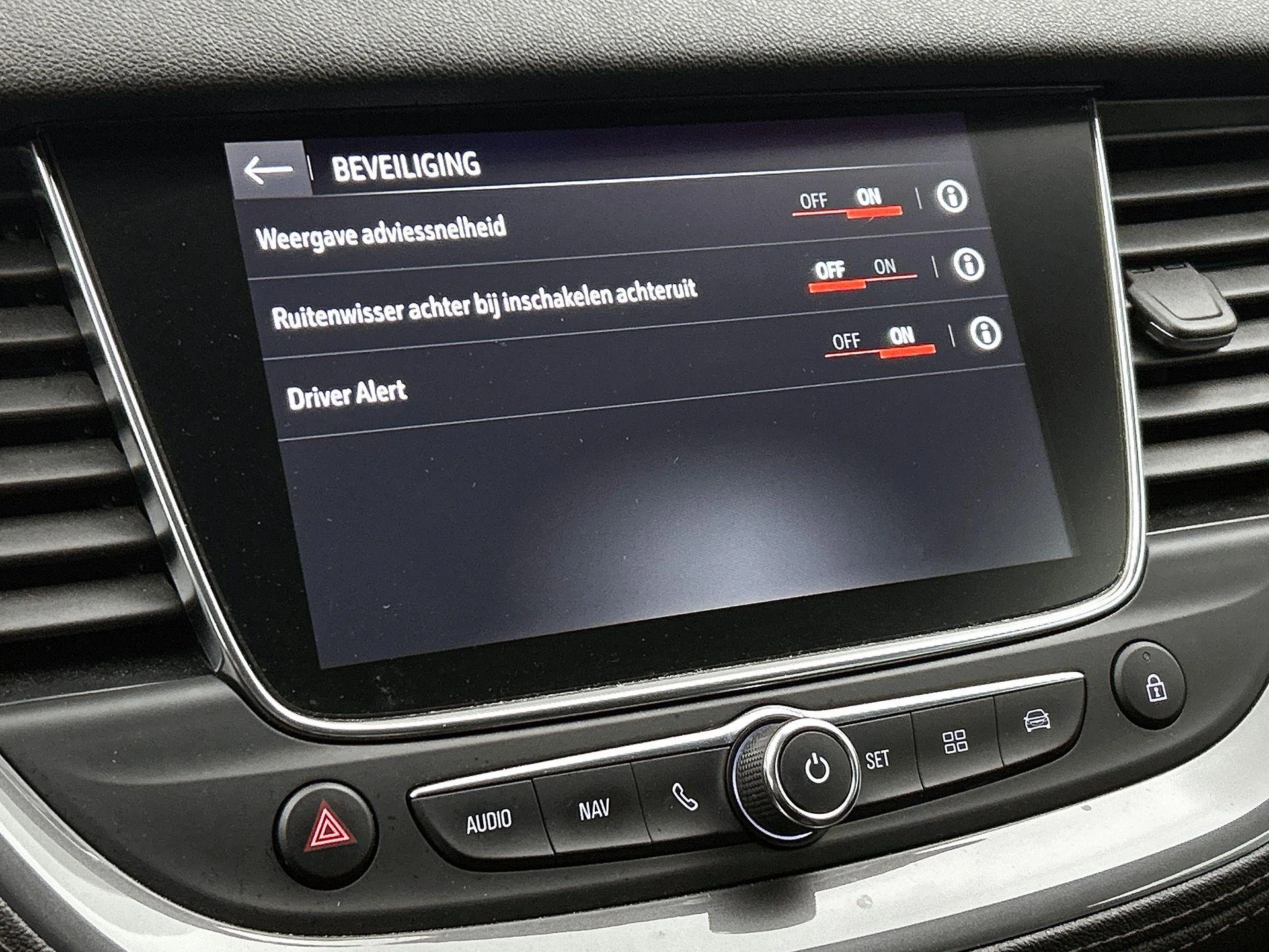 Opel-Grandland X-image-10