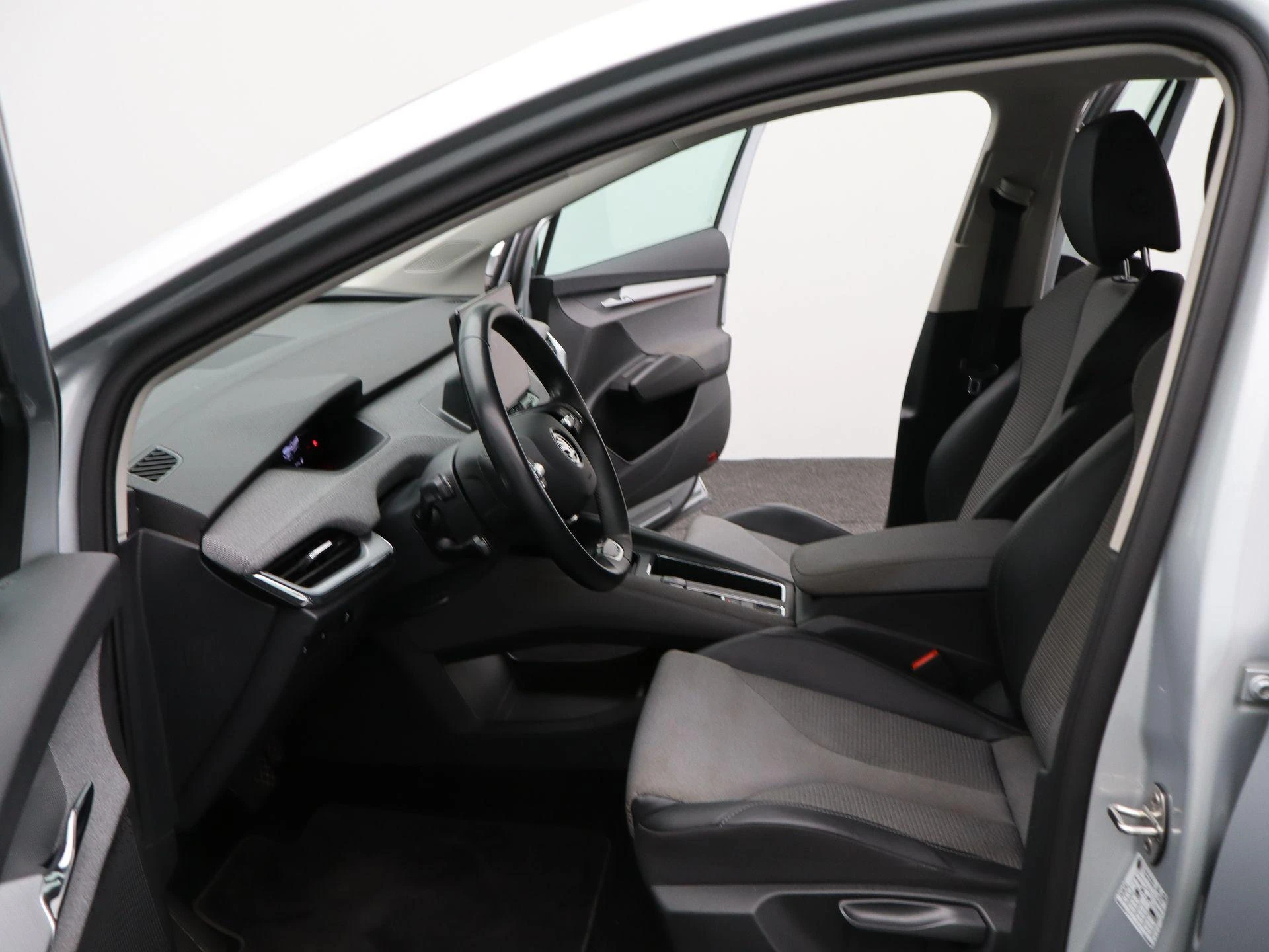 Škoda-Enyaq iV-image-10