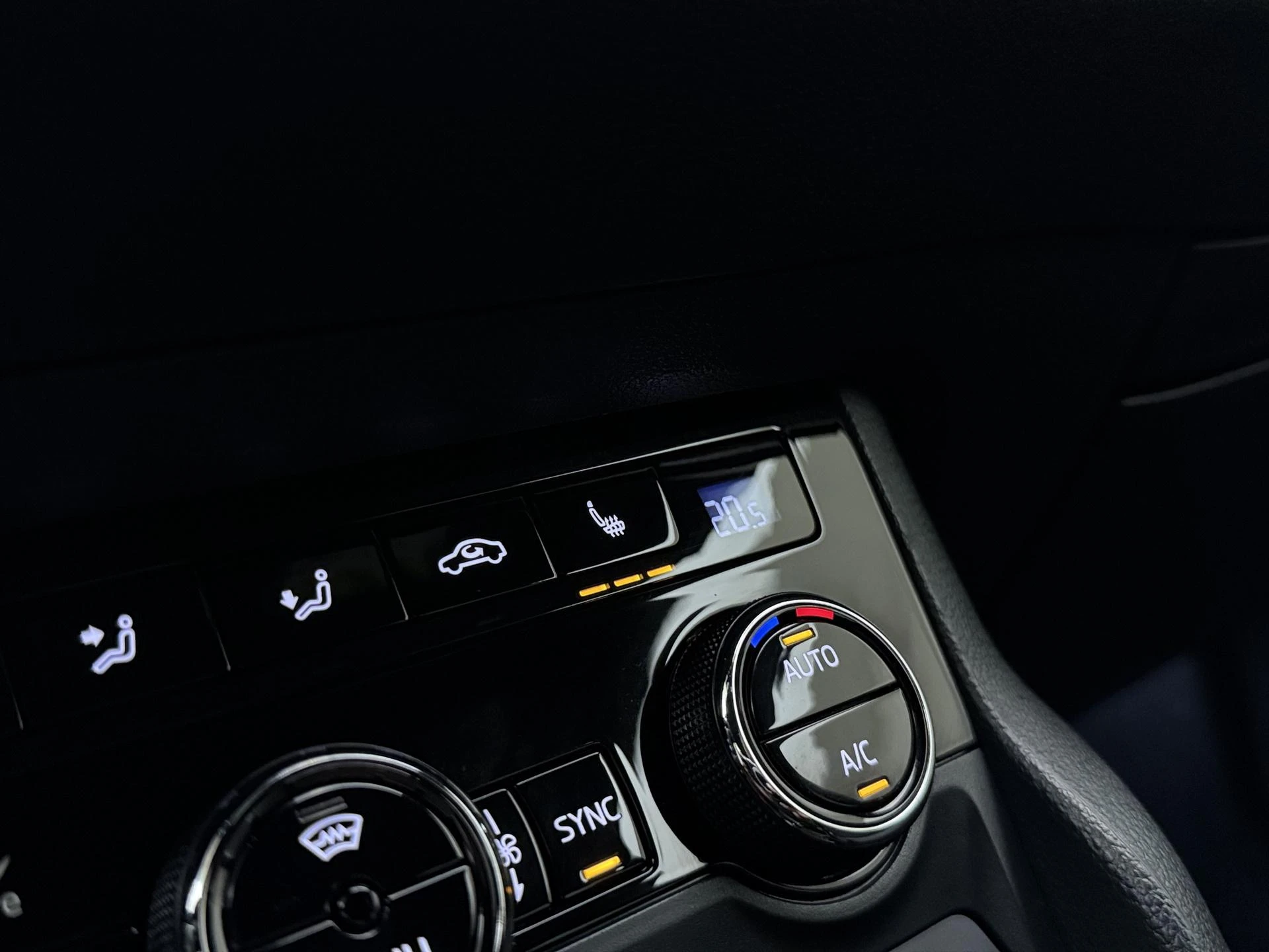 Škoda-Karoq-image-35