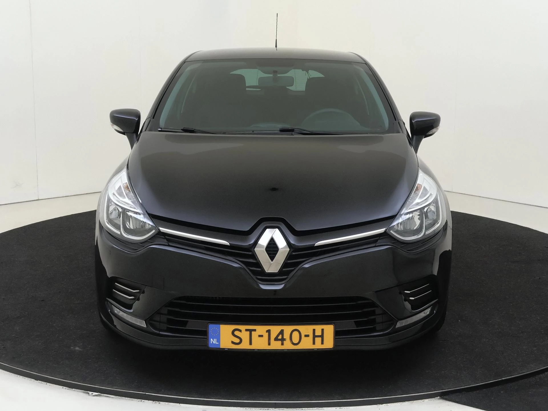 Renault-Clio-image-5