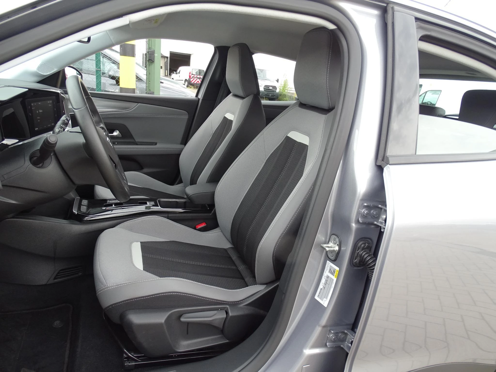 Opel-Mokka-image-10