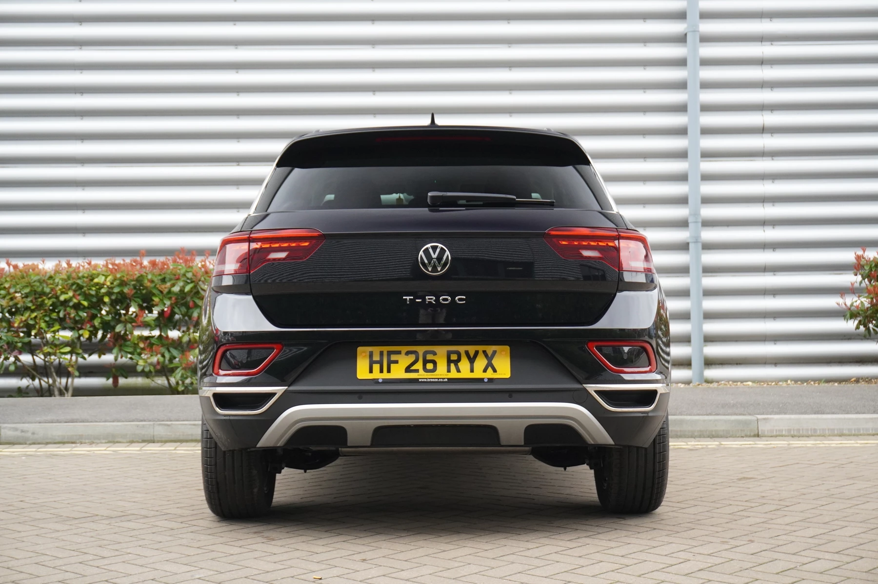 Volkswagen-T-Roc-image-12