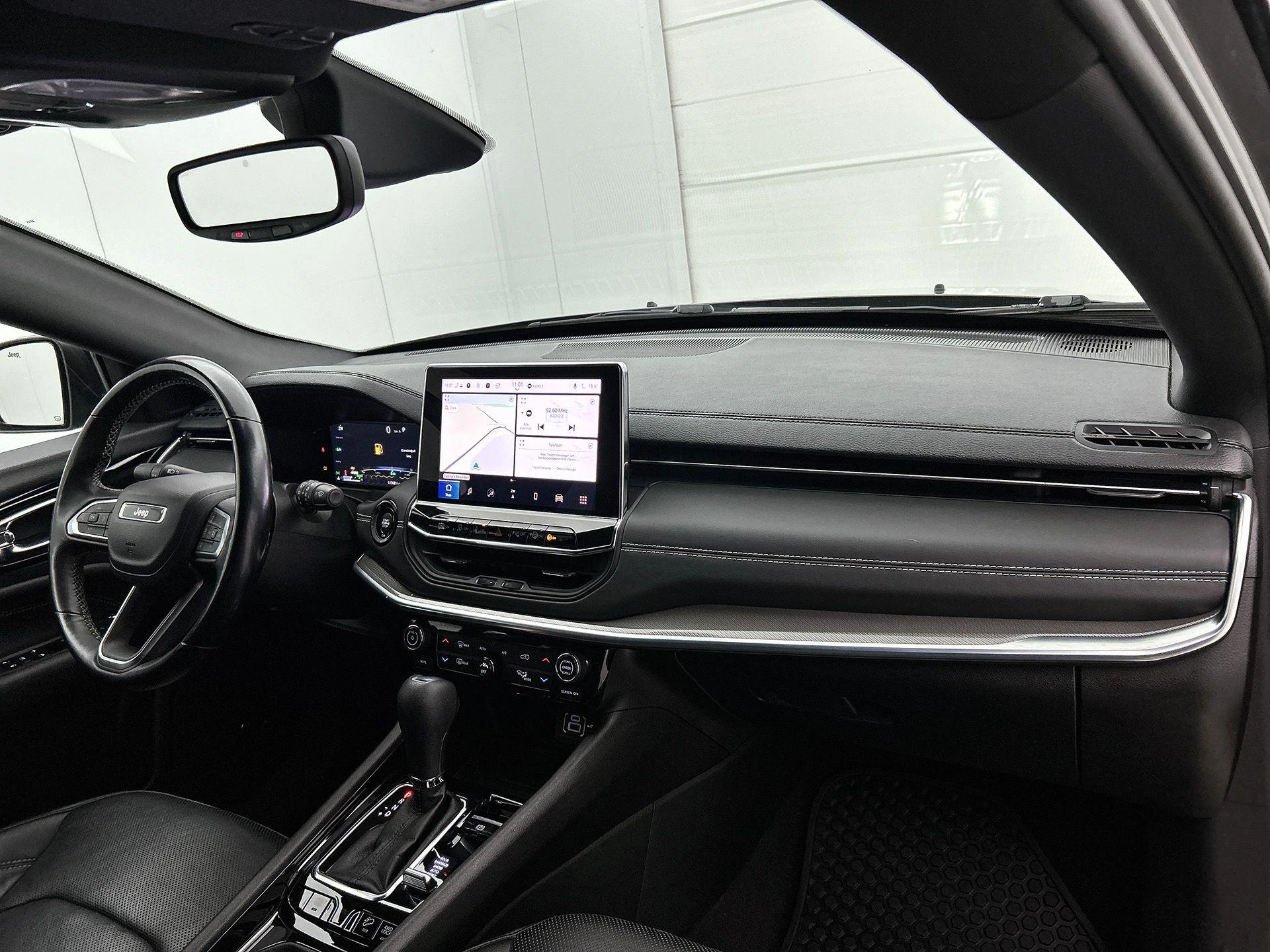 Jeep-Compass-image-18
