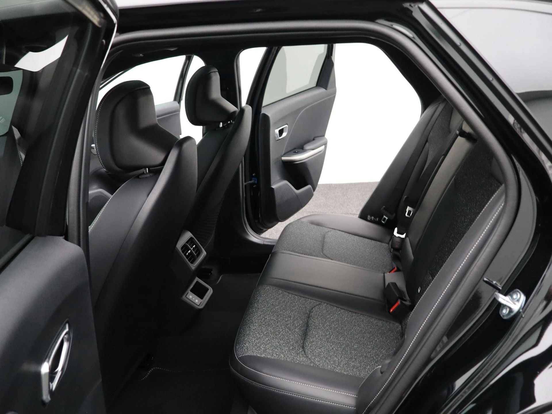 Kia-K4-image-11