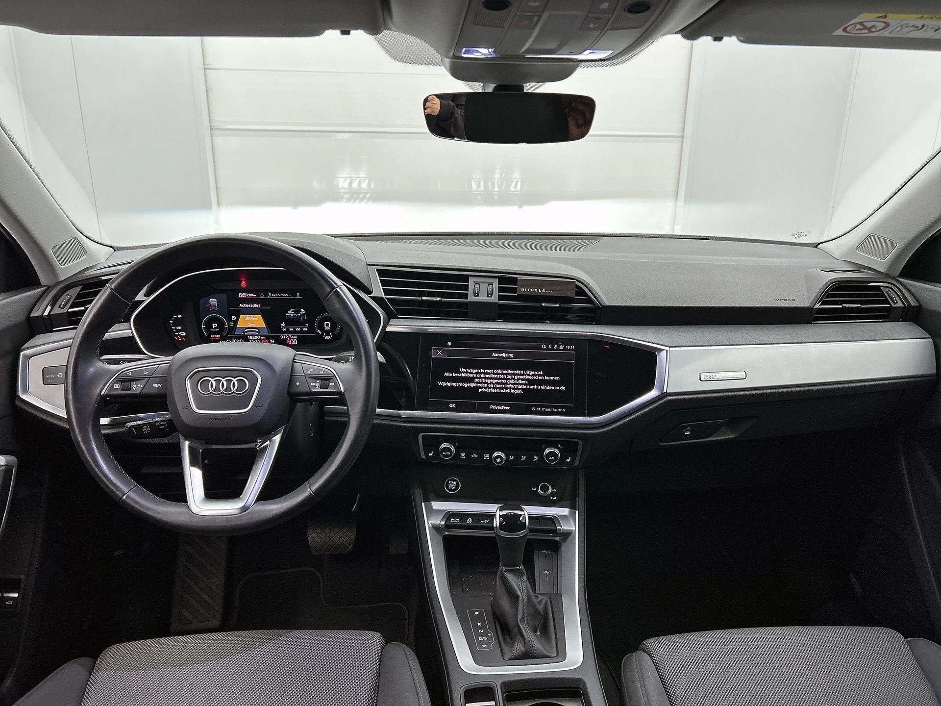 Audi-Q3-image-19