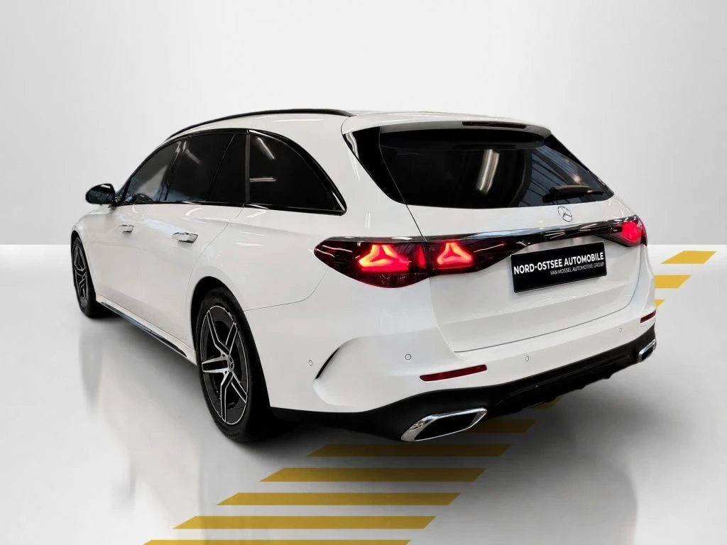 Mercedes-Benz-E-Klasse 200-image-12
