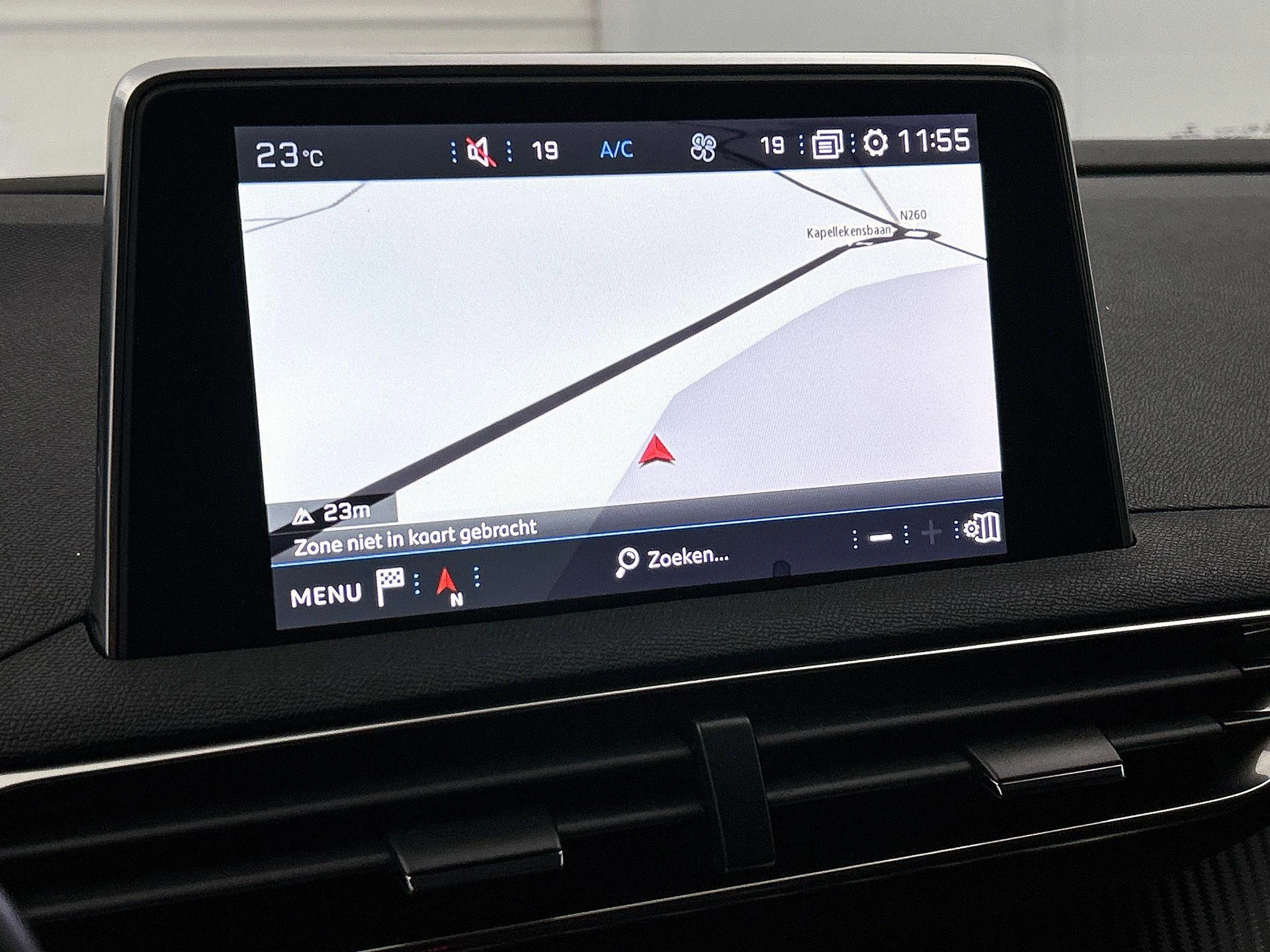 Peugeot-5008-image-24