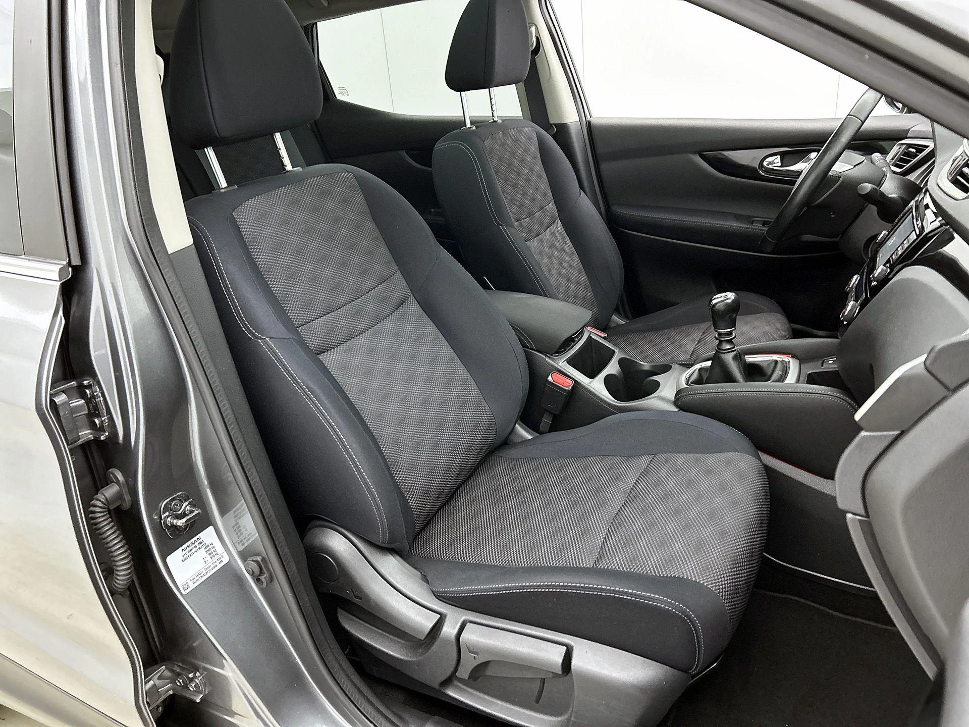 Nissan-QASHQAI-image-40