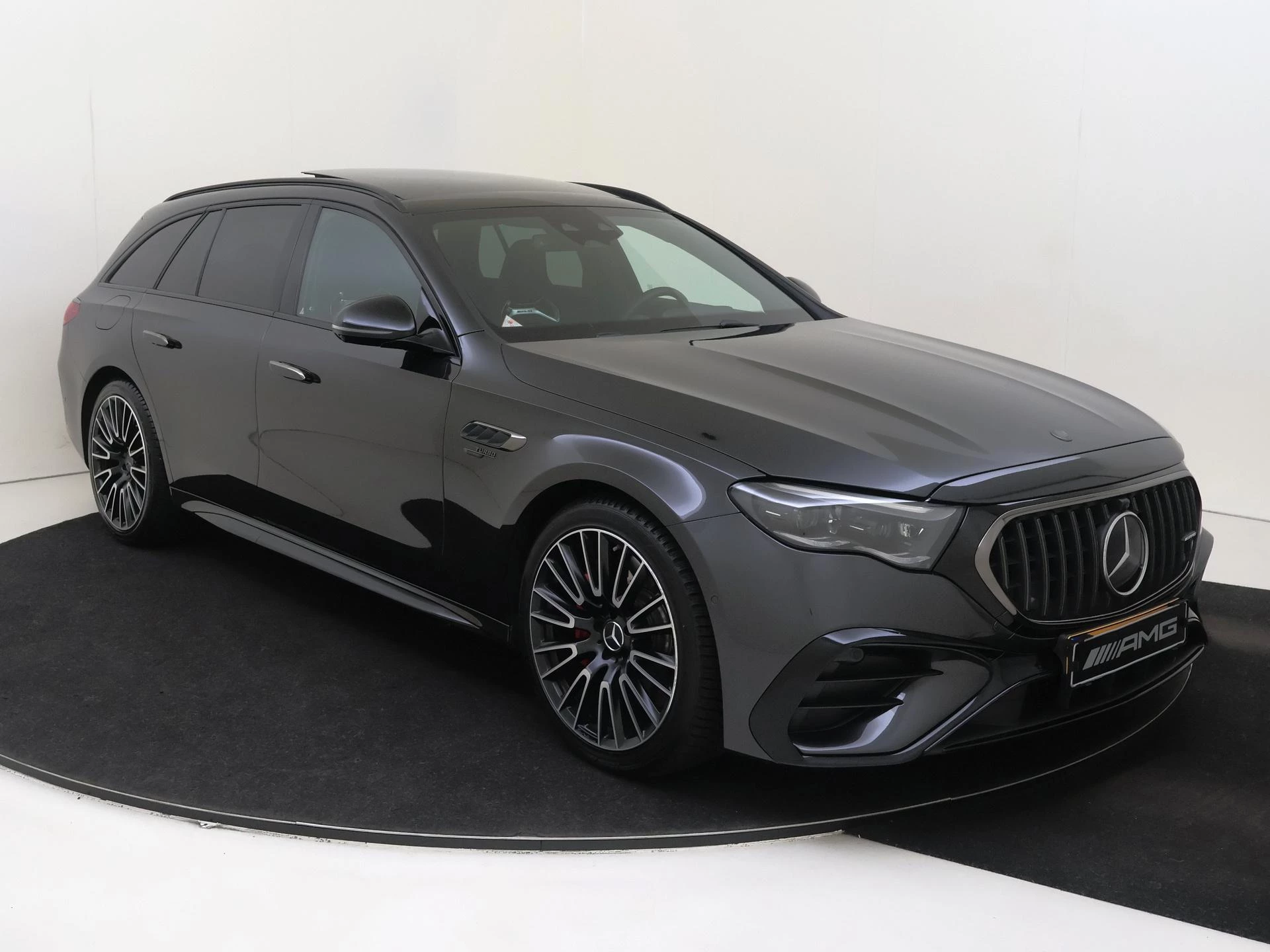 Mercedes-Benz E-Klasse Estate AMG 53 4MATIC+ Night Edition