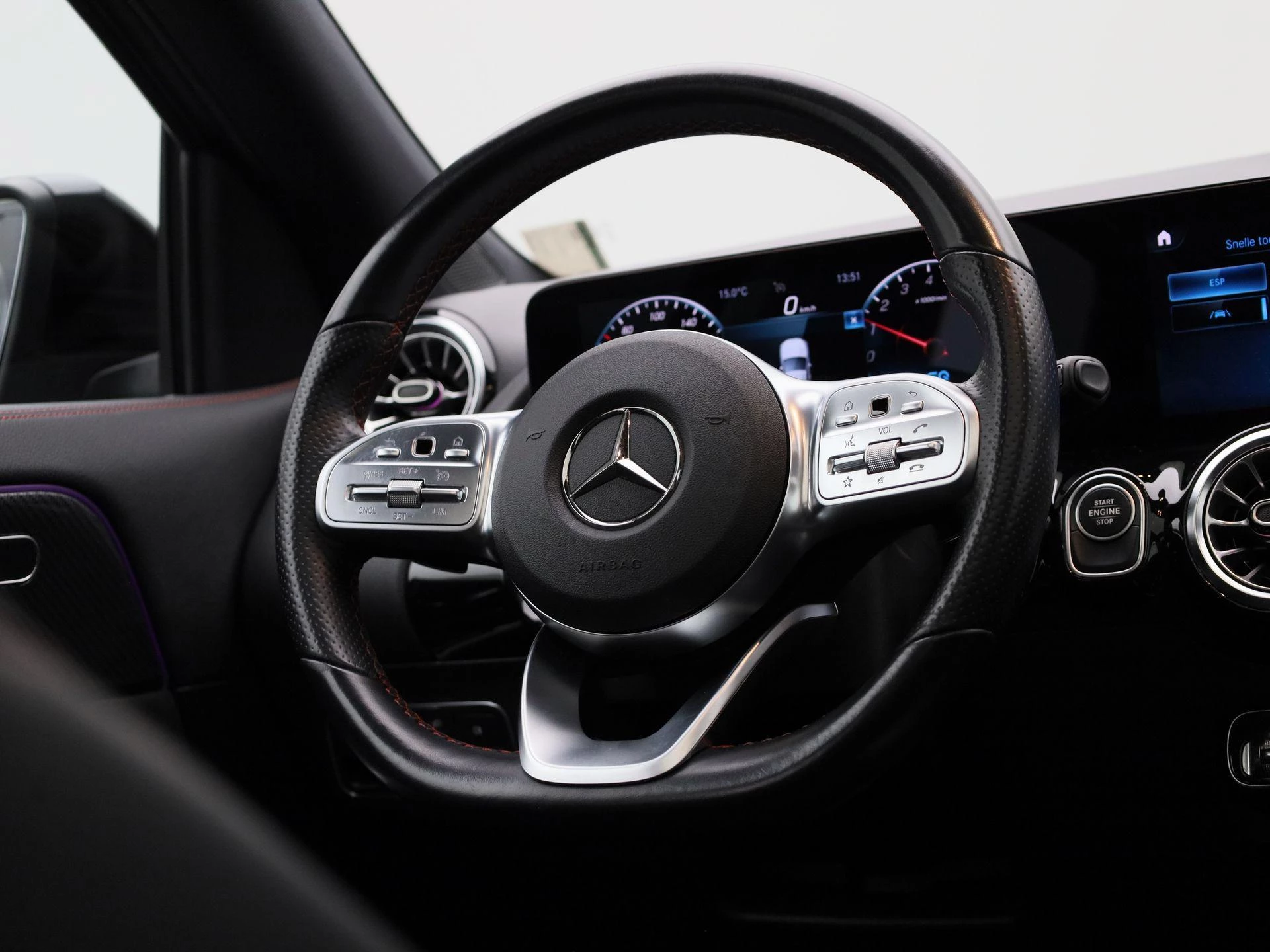 Mercedes-Benz GLA 250 e Business Solution AMG Limited