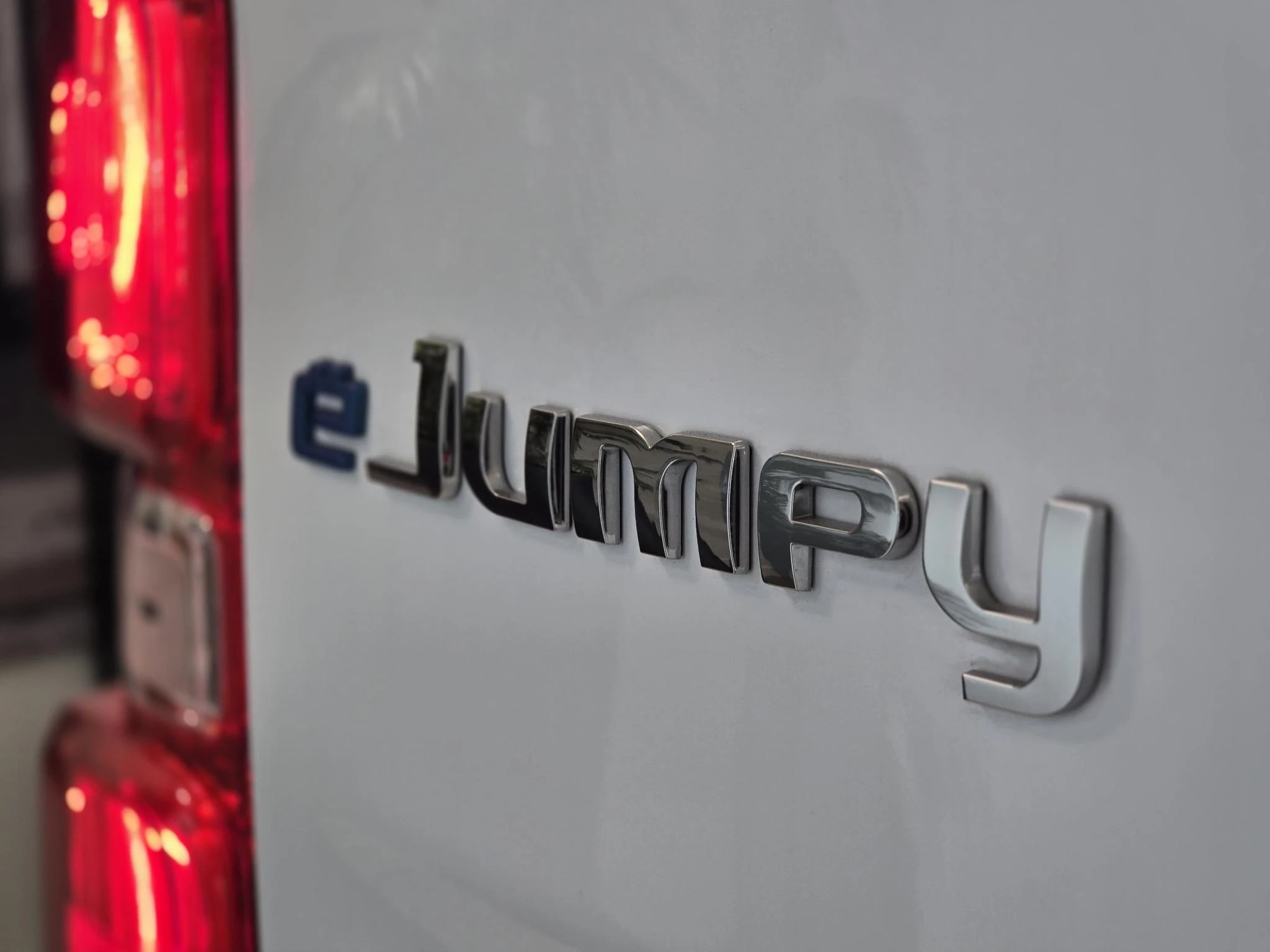 Citroën-ë-Jumpy-image-14