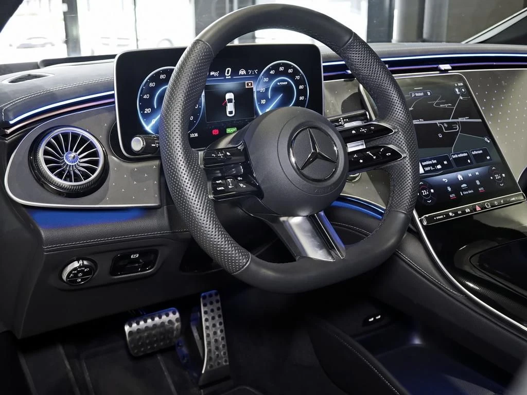Mercedes-Benz-EQE 300-image-9