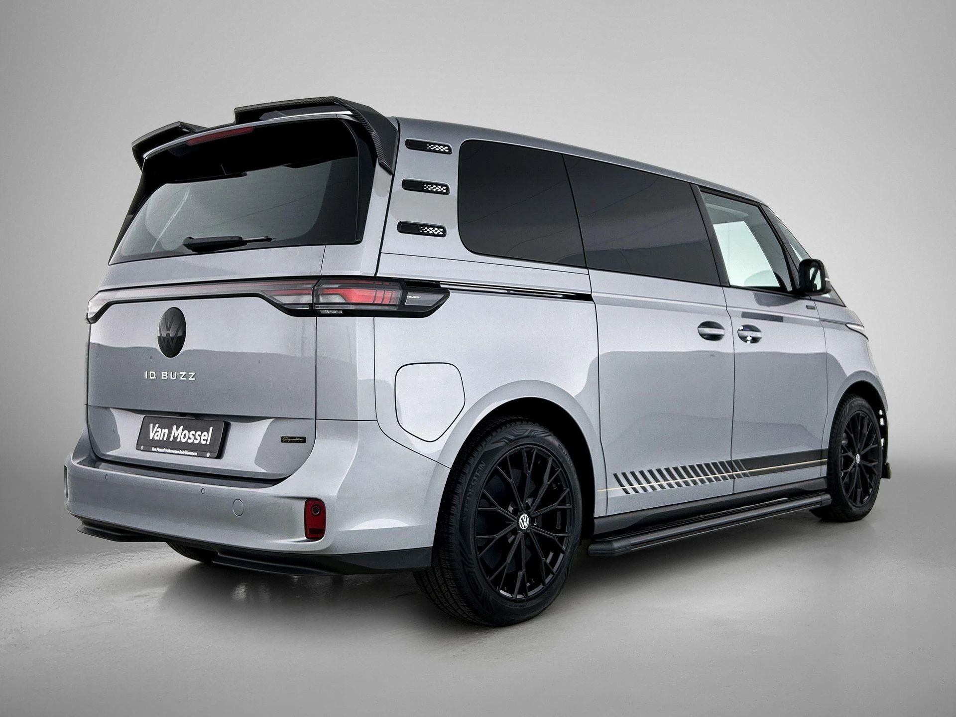 Volkswagen-ID. Buzz Cargo-image-3