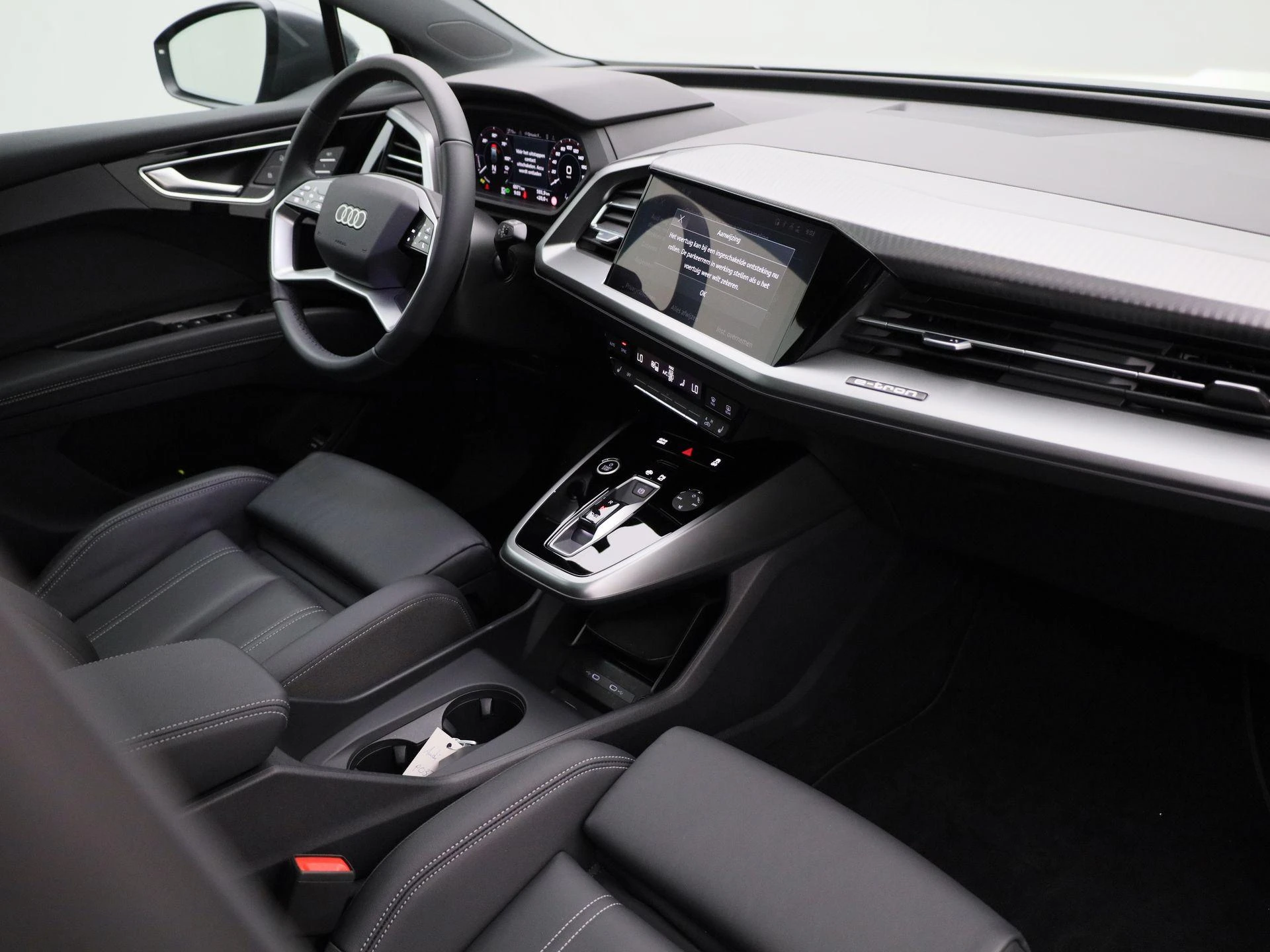 Audi-Q4 e-tron-image-46