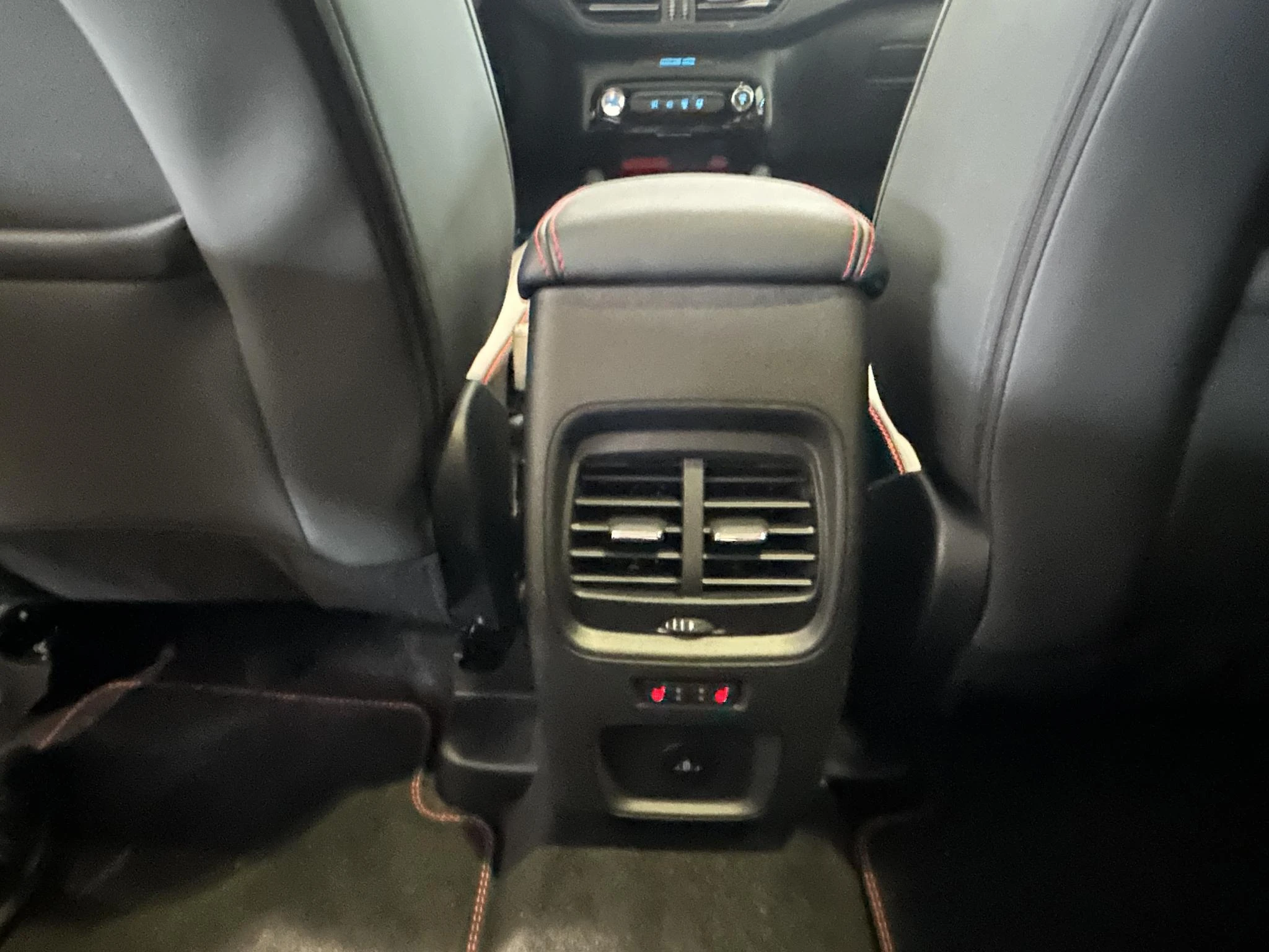 Ford-Kuga-image-17