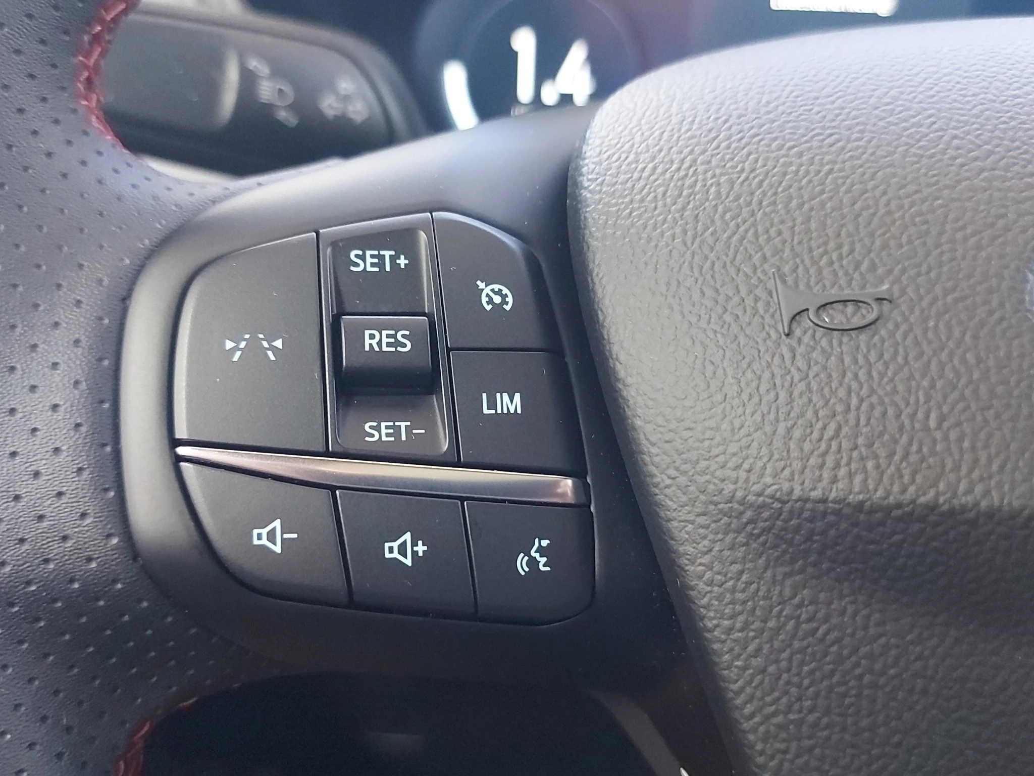 Ford-Kuga-image-21