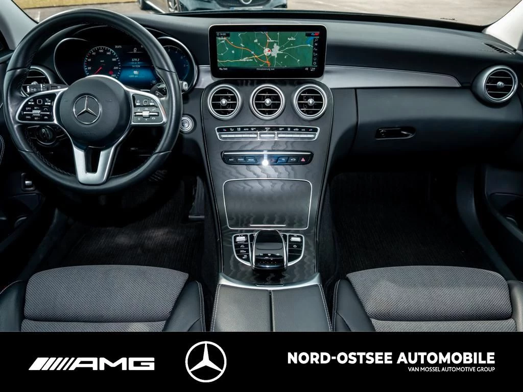 Mercedes-Benz C-Klasse 300 de T AVANTGARDE KAMERA NAVI AHK LED SHZ AVANTGARDEW205 C 300 de T AVANTGARDE KAMERA NAVI AHK LED SHZ AVANTGARDE