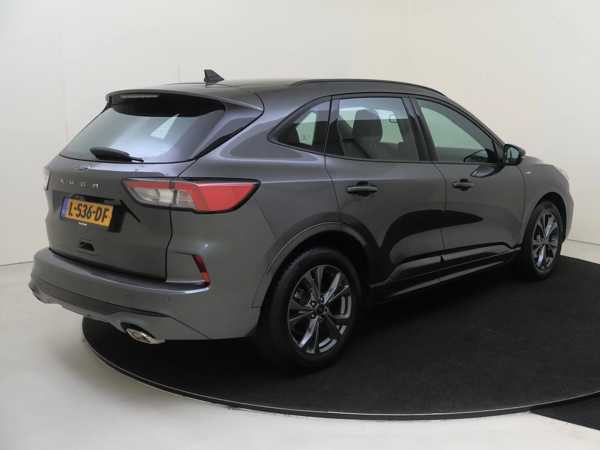 Ford-Kuga-image-3