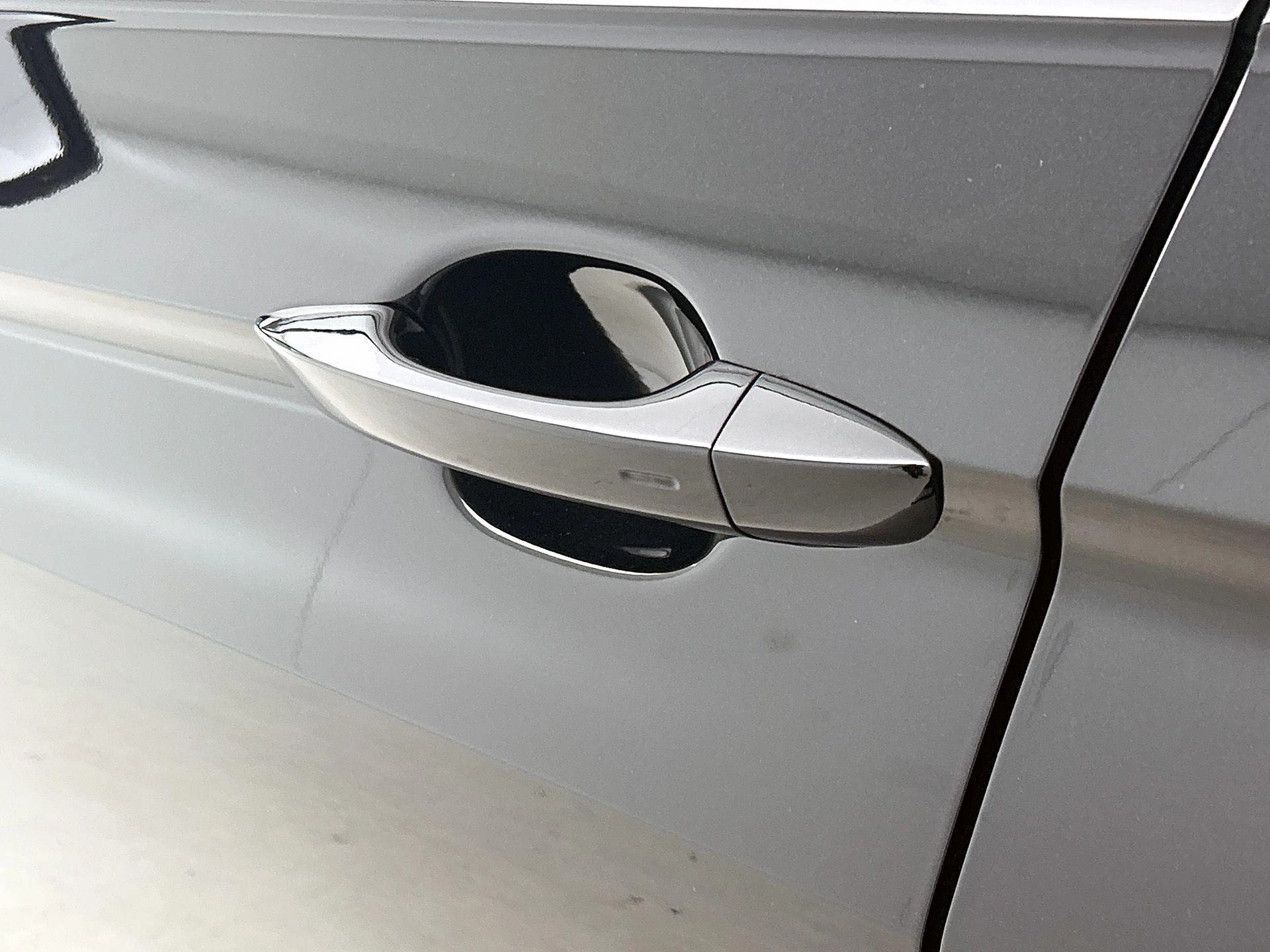 Volkswagen-Tiguan-image-26