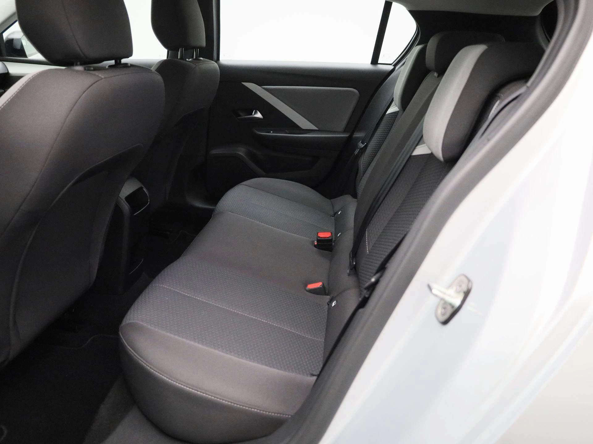 Opel-Astra-image-8