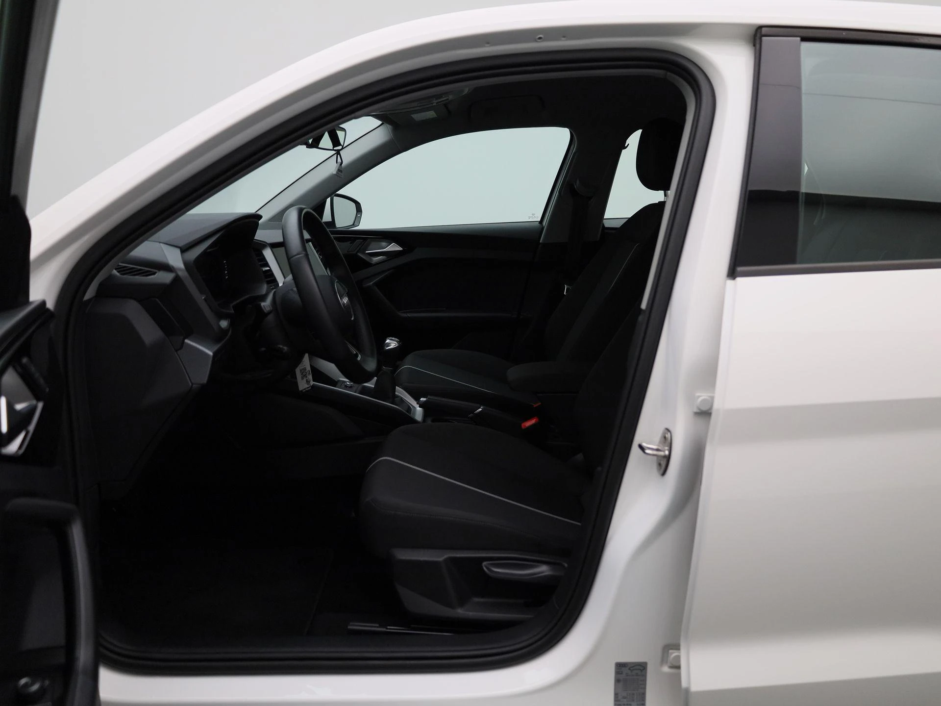 Audi-A1 Sportback-image-8