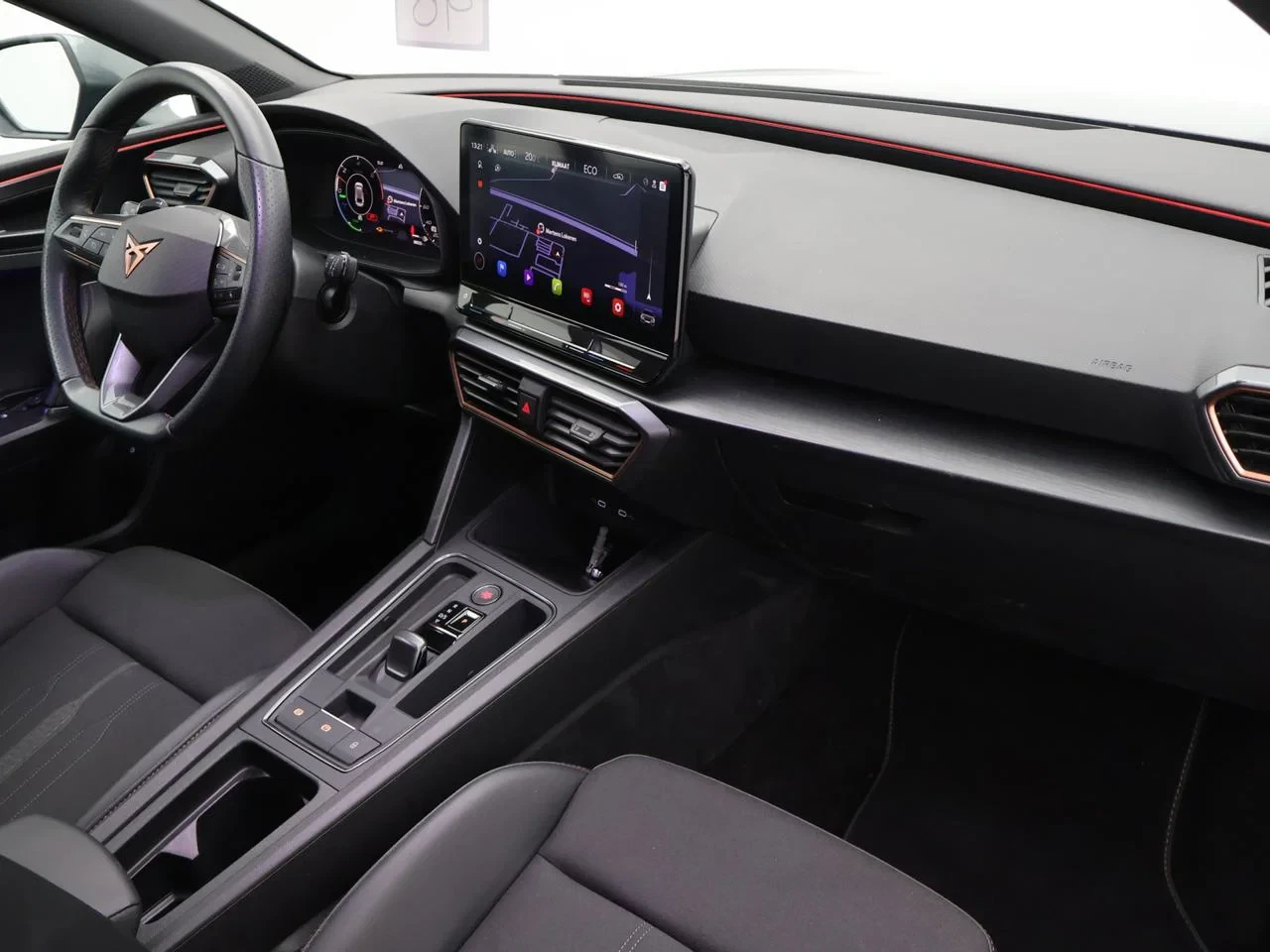 CUPRA-Leon Sportstourer-image-9