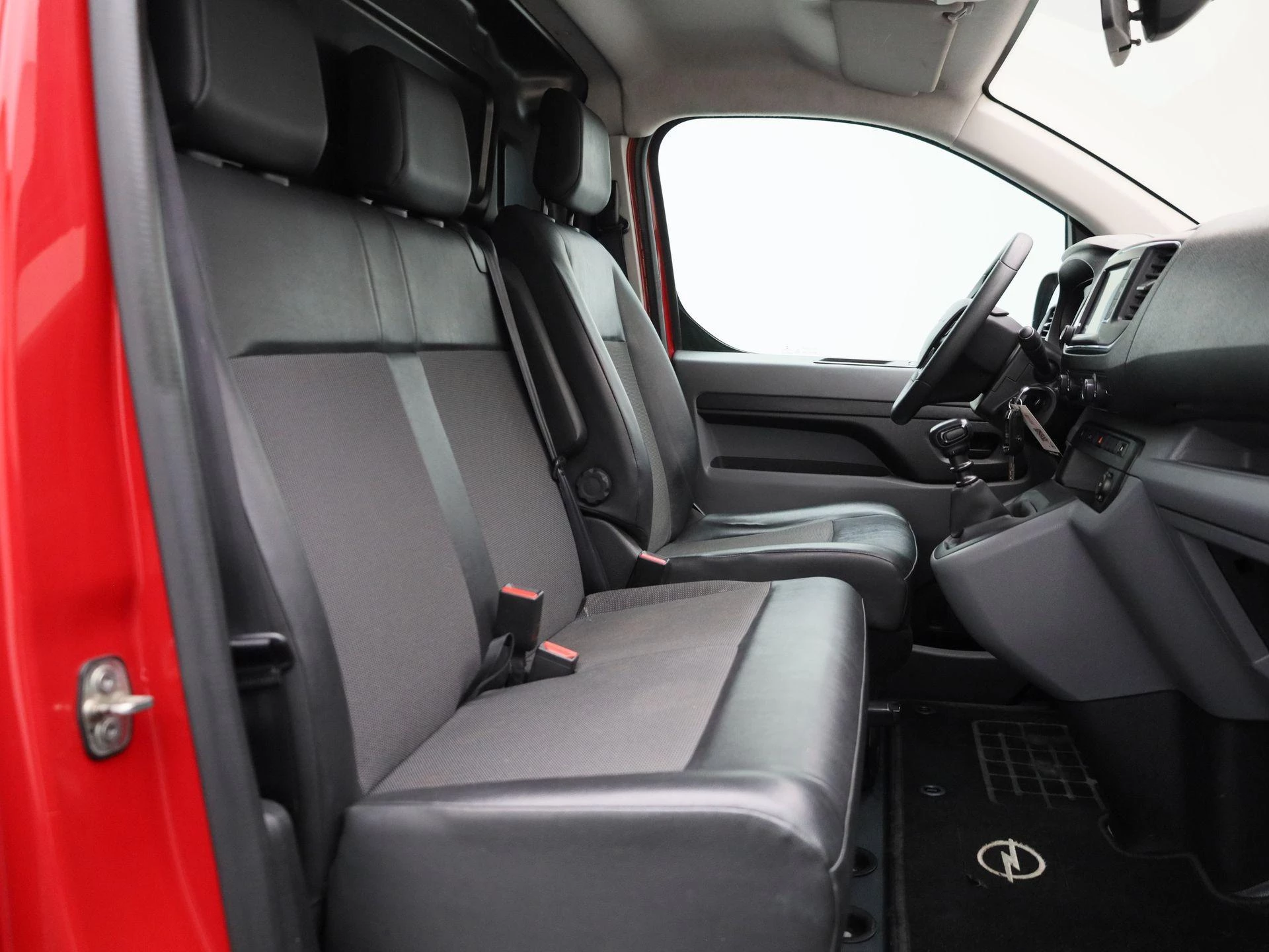 Opel Vivaro 1.5 Turbo 75kW Edition L2H1 26