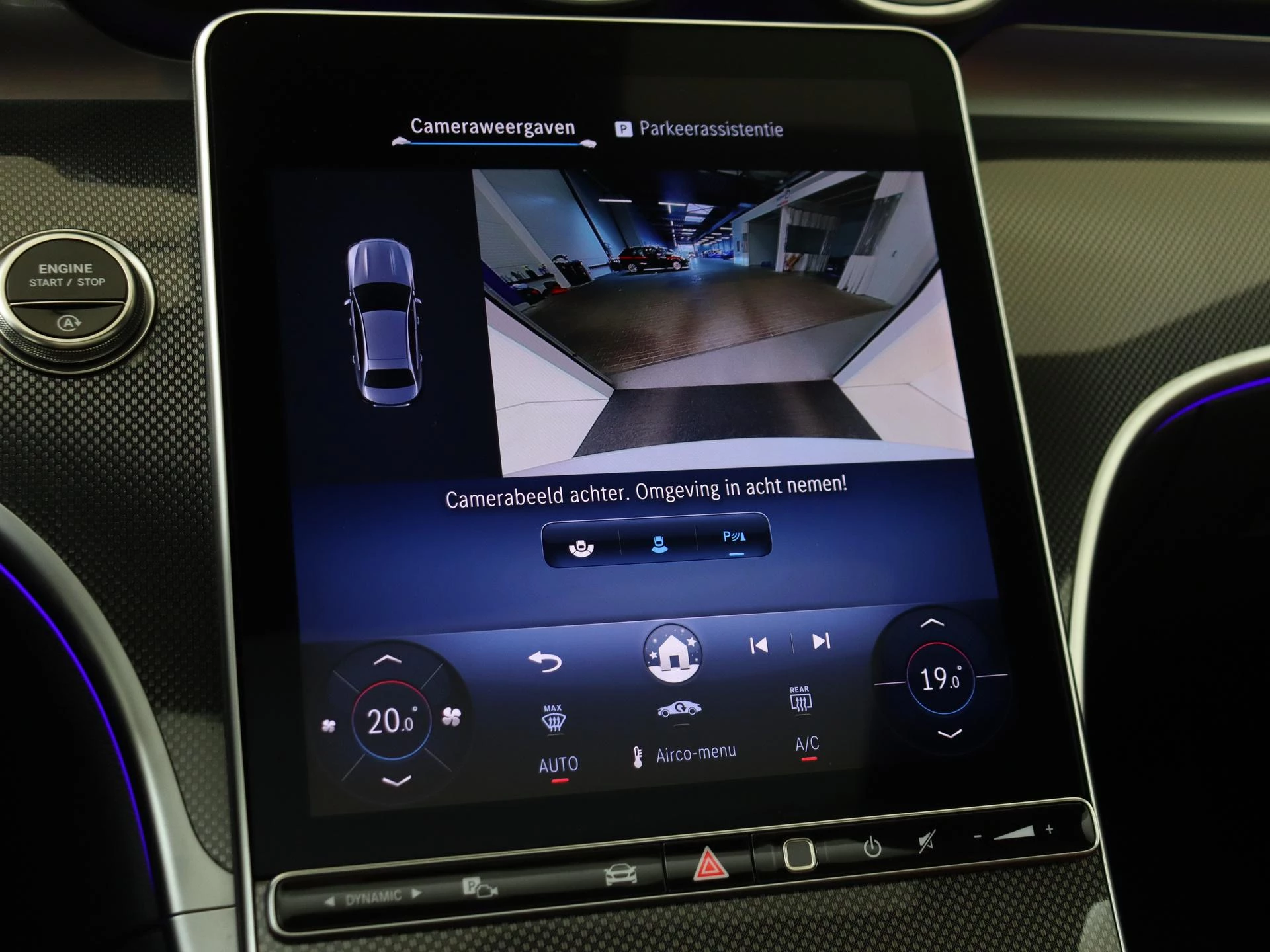 Mercedes-Benz-C-Klasse-image-21