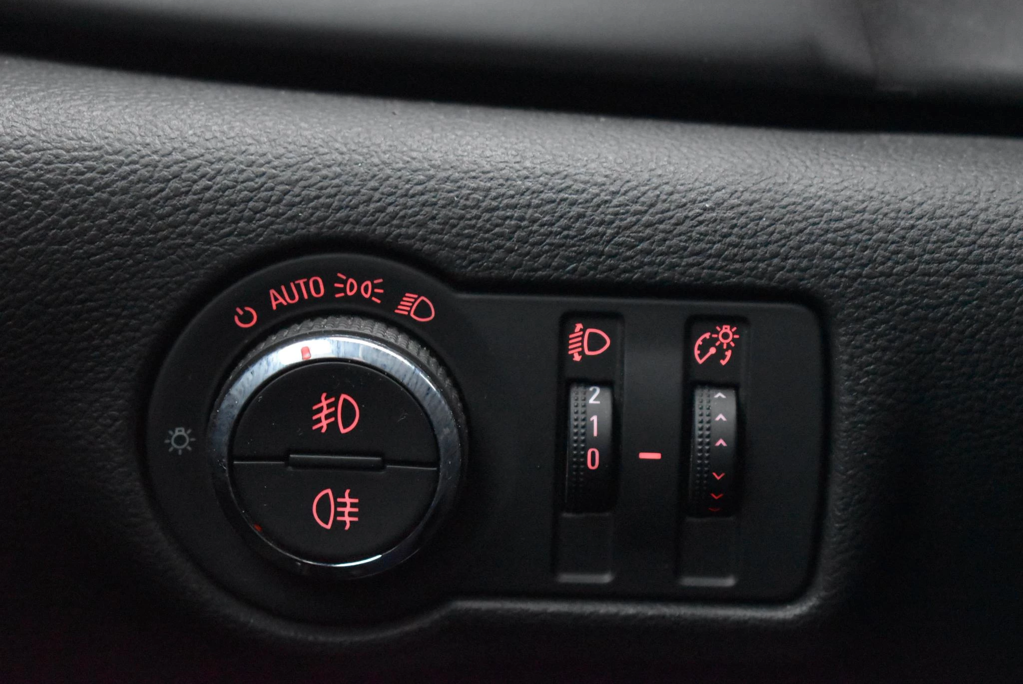 Opel-Cascada-image-16