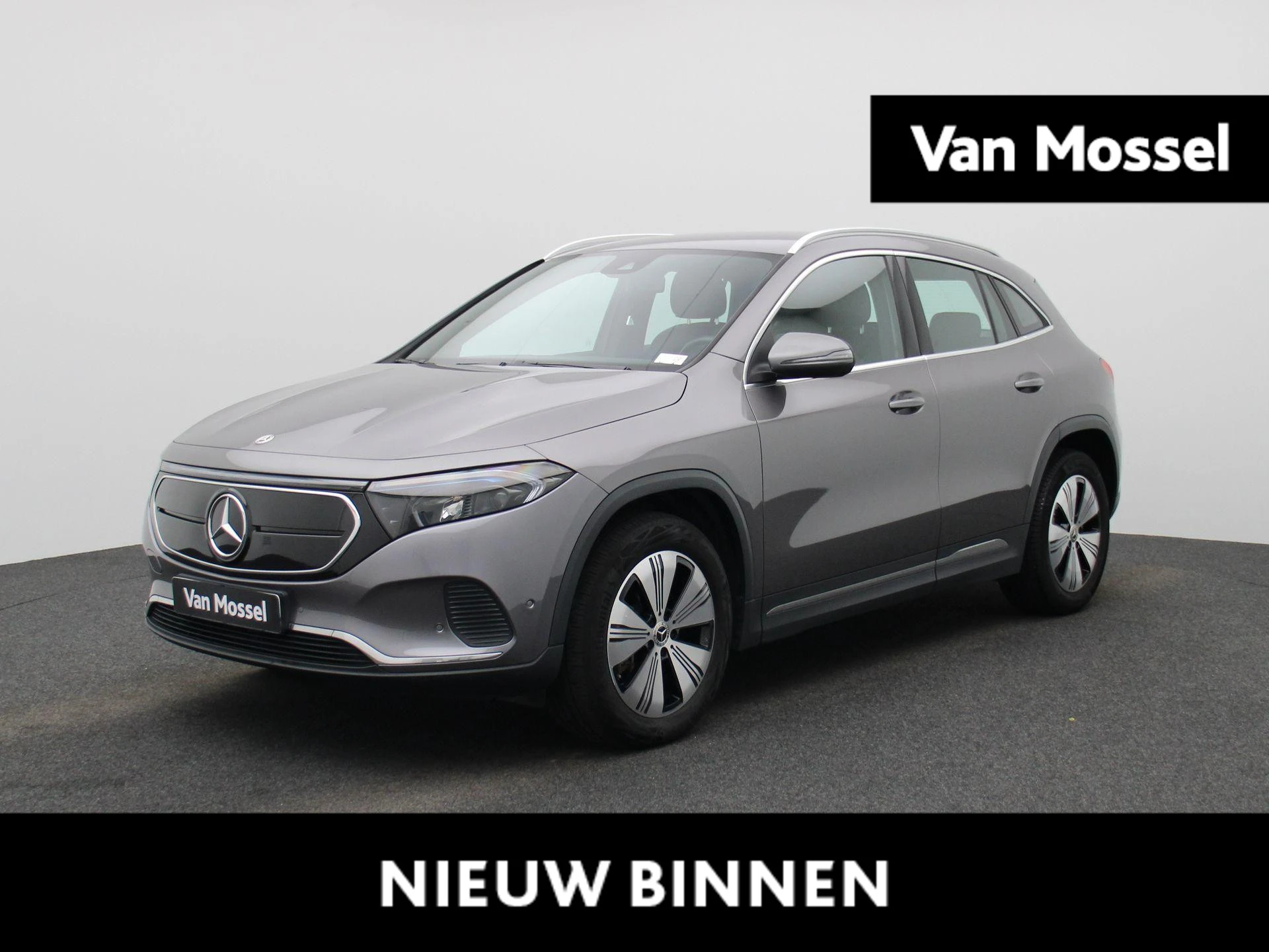 Mercedes-Benz-EQA-image-0