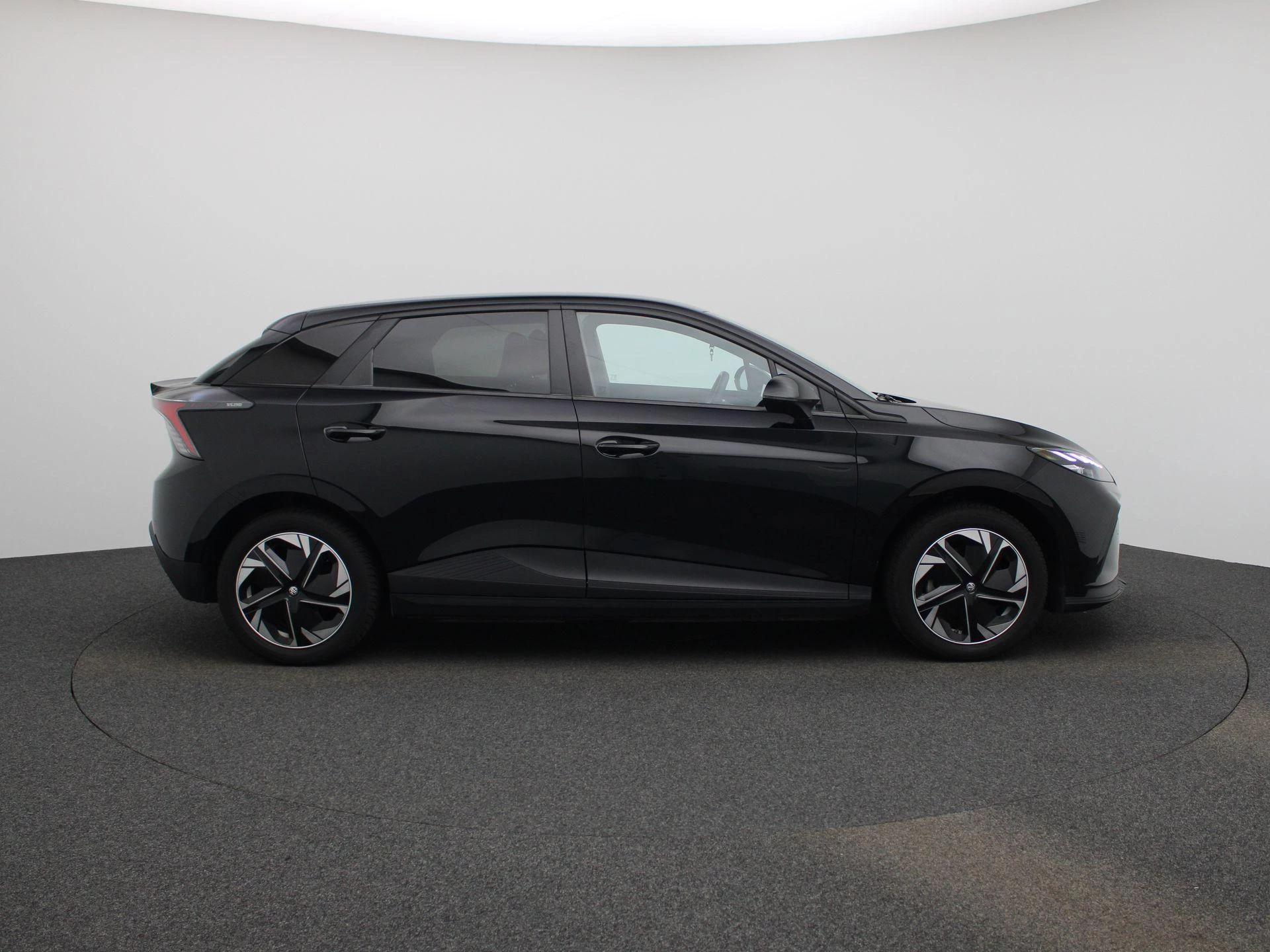 MG-MG4 EV-image-5