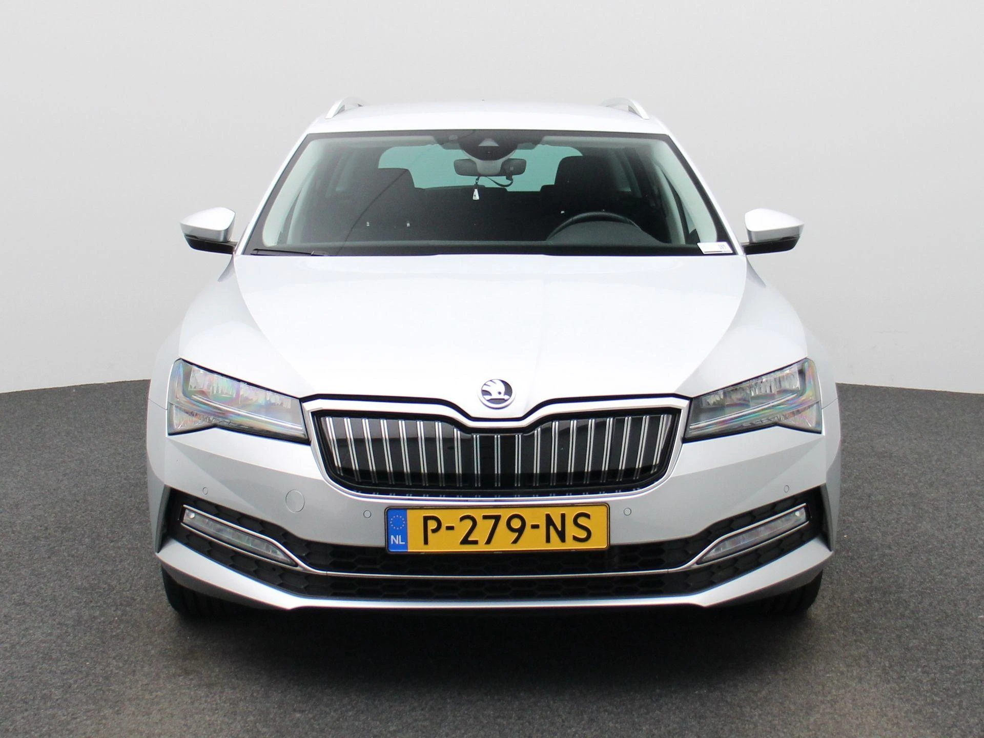 Škoda-Superb-image-2