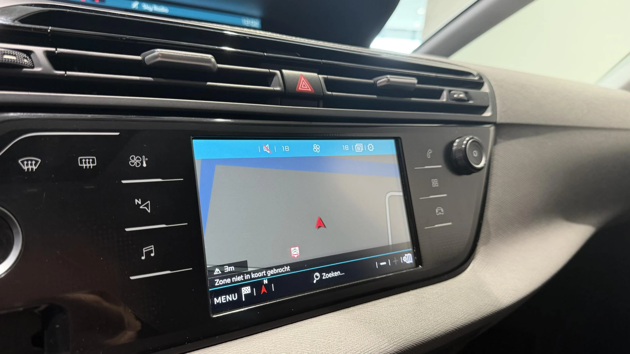 Citroën-Grand C4 Spacetourer-image-13