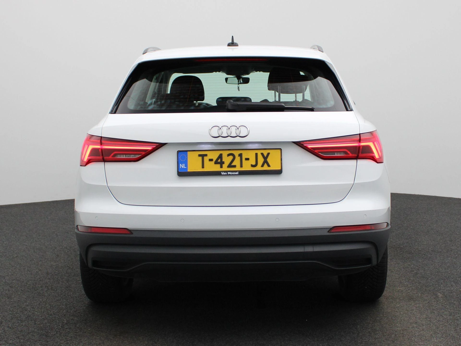 Audi-Q3-image-4