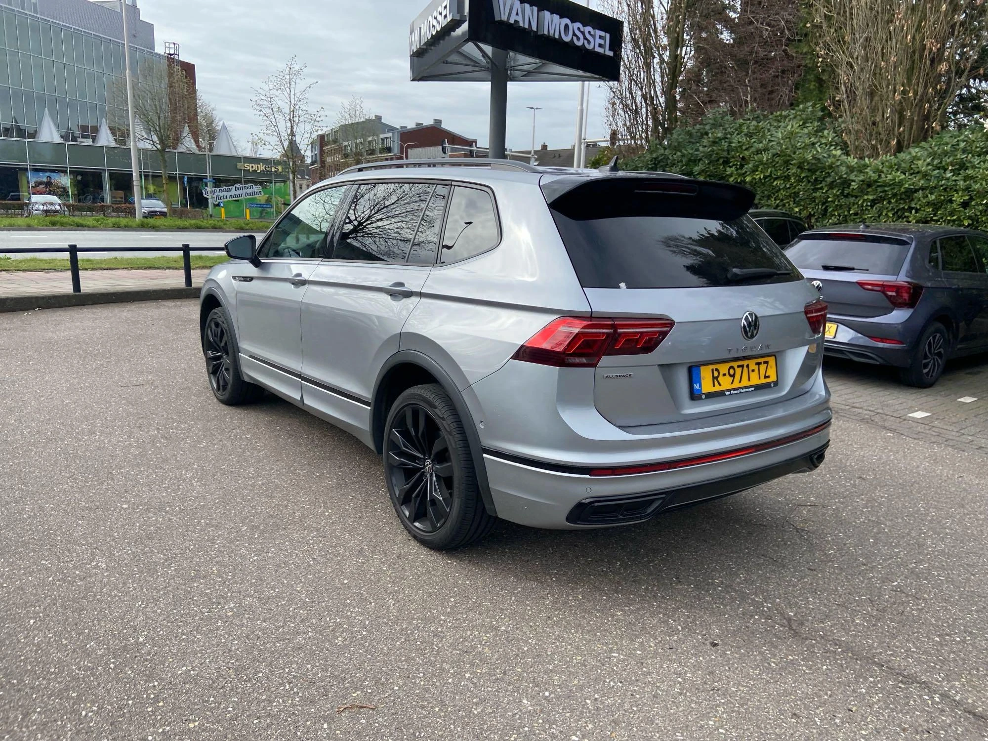 Volkswagen Tiguan Allspace 1.5 TSI R-Line Business+ 7p.