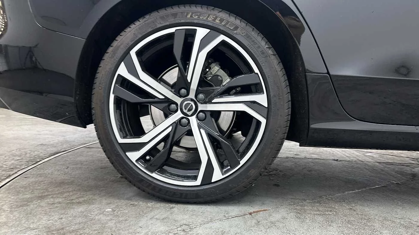 Volvo-V60-image-10