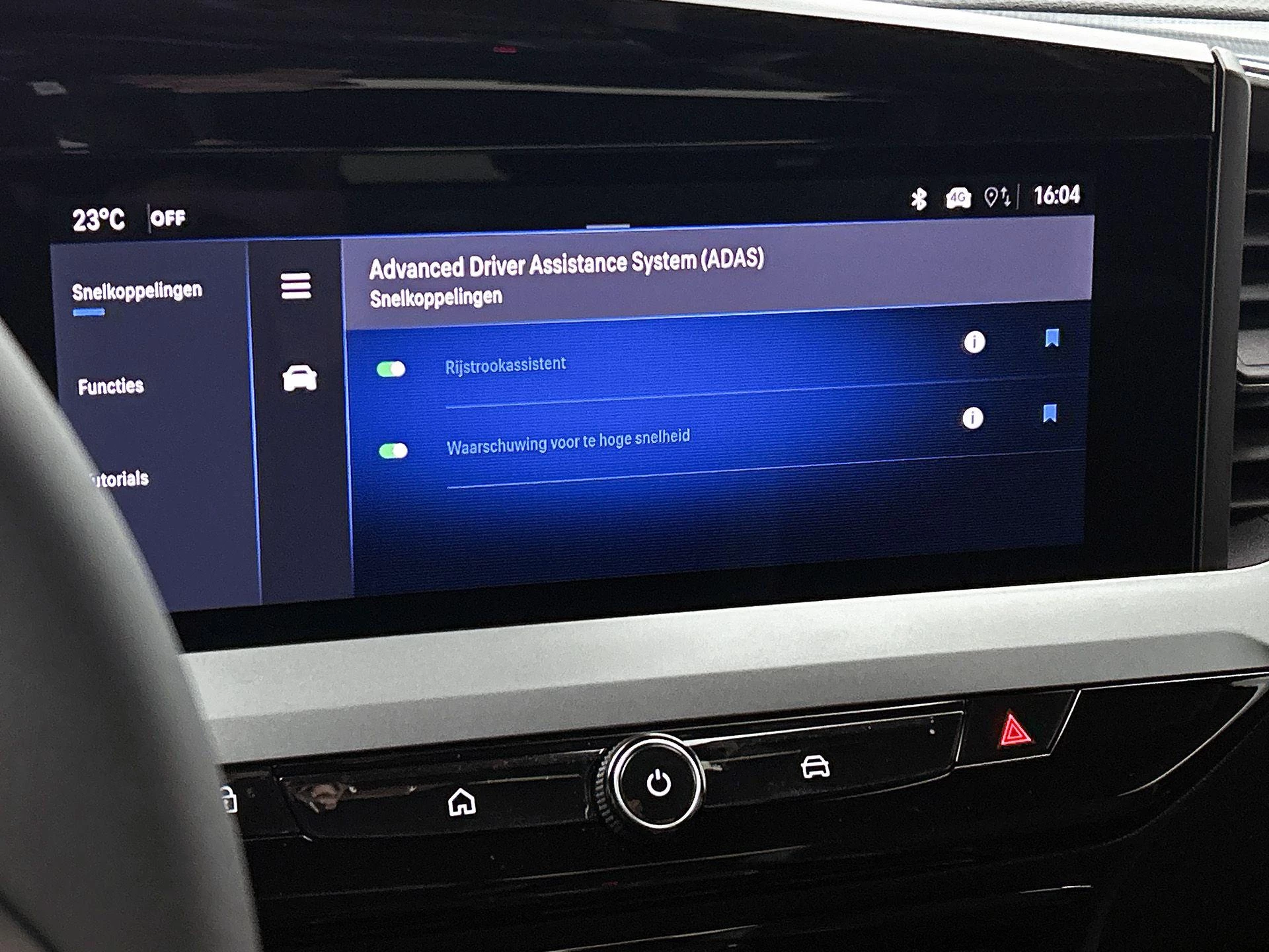 Opel-Mokka-e-image-25