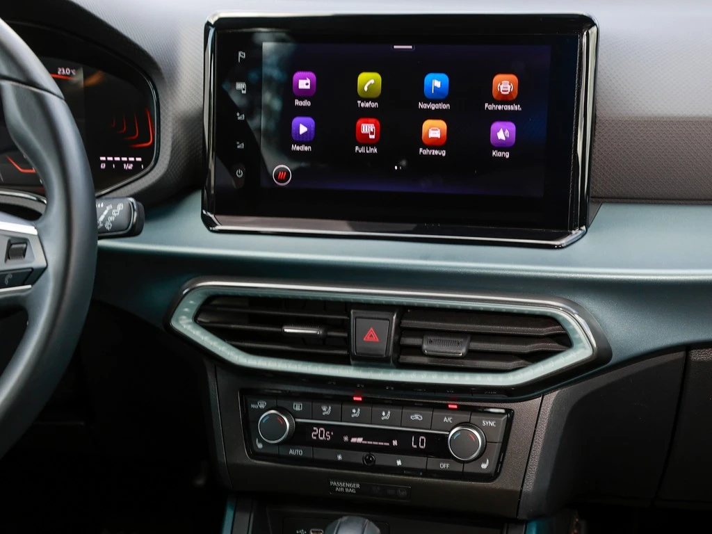SEAT-Arona-image-11