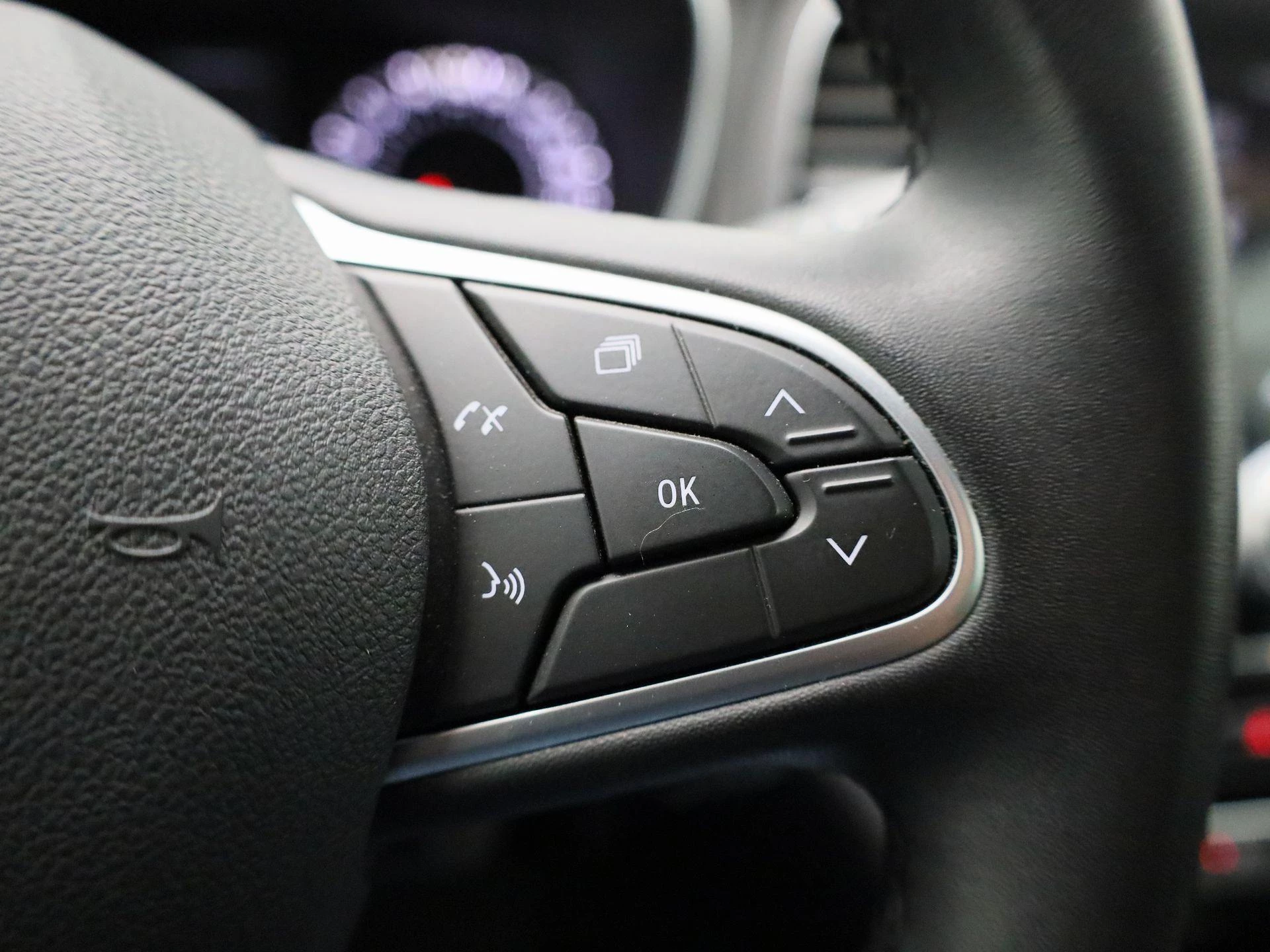 Renault-Mégane Grand Tour-image-19