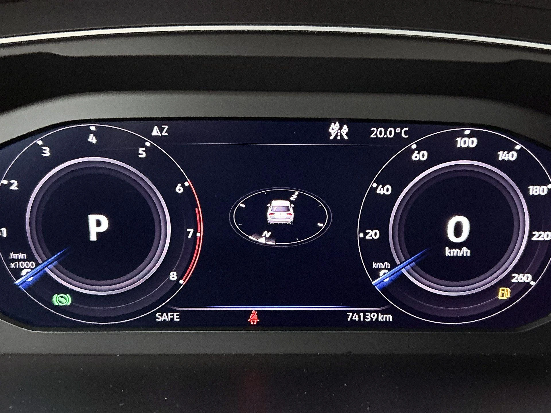 Volkswagen-Tiguan-image-13