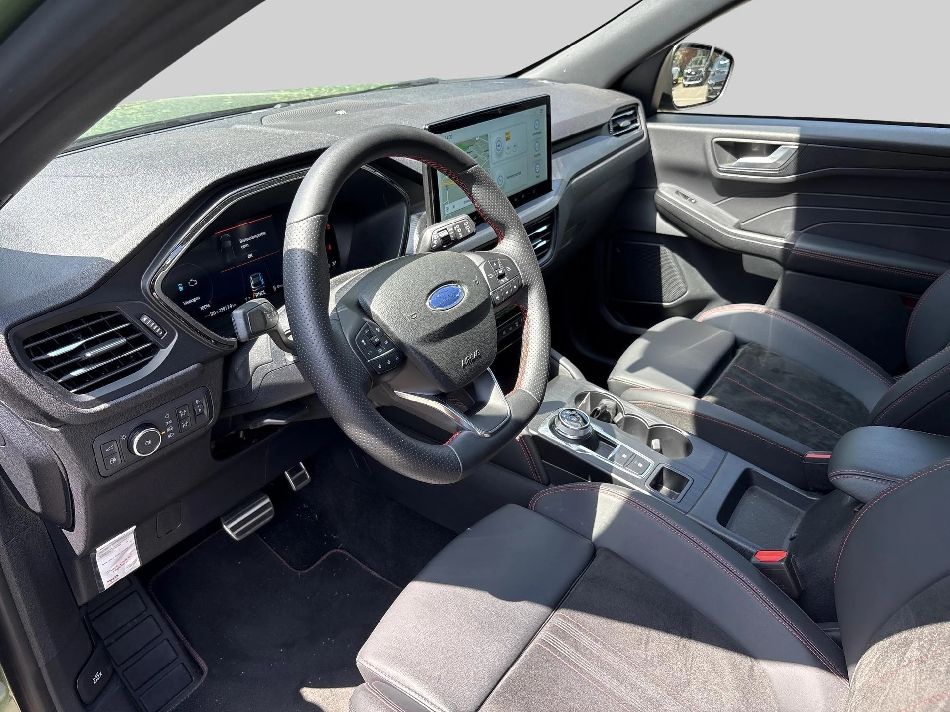Ford Kuga NEW MODEL - ST LINE X - PANO - AGR - FULL OPTION