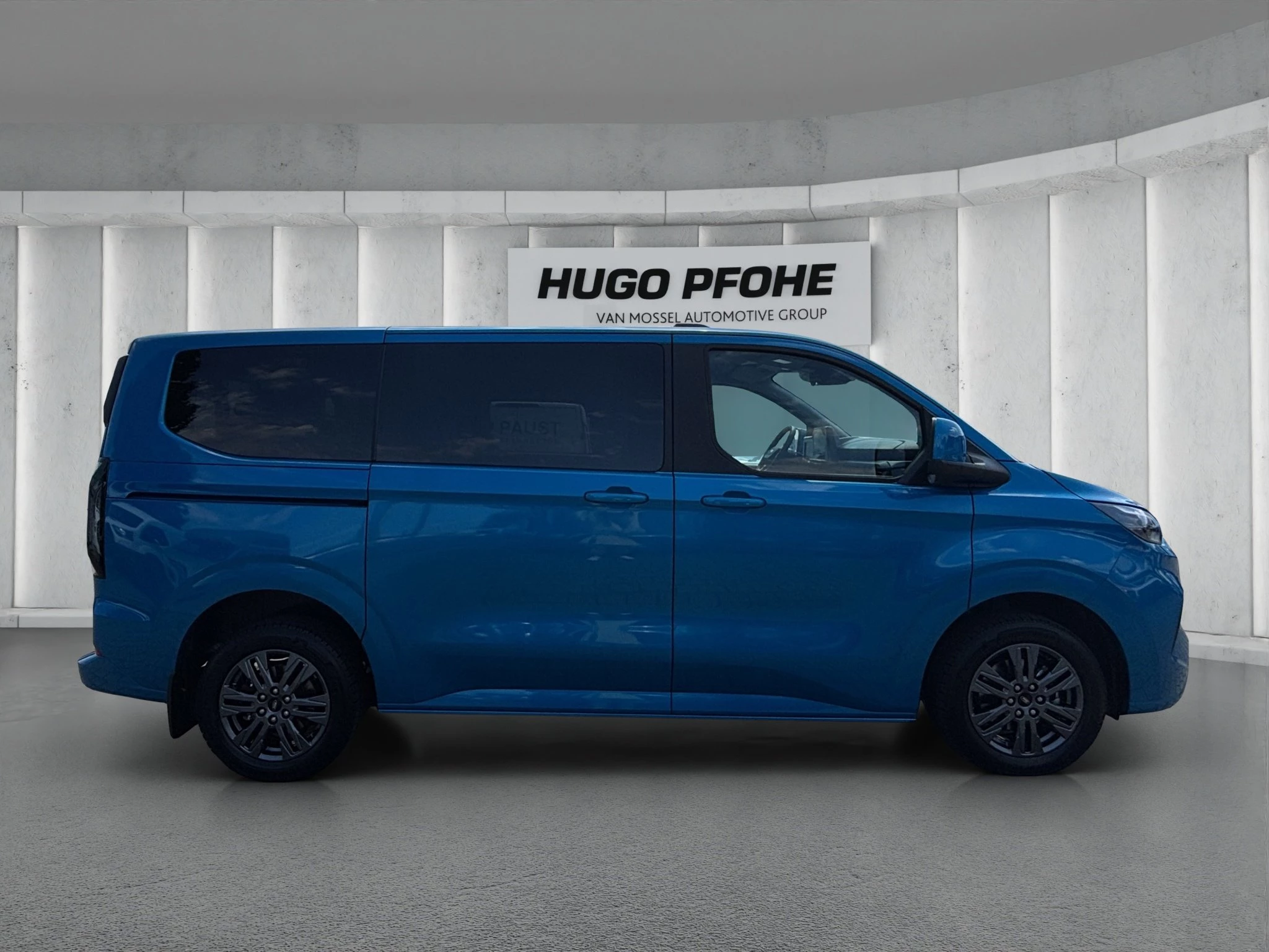 Ford-Tourneo Custom-image-5