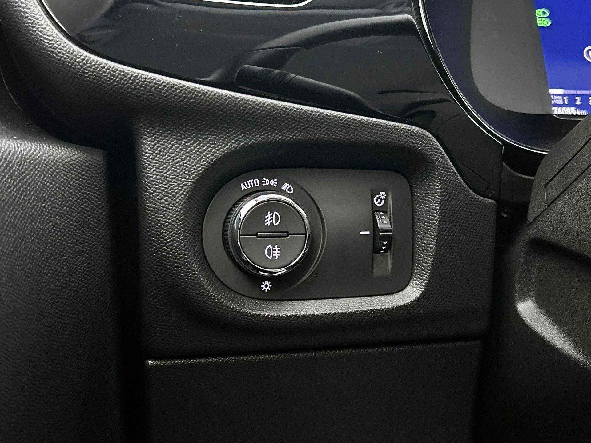 Opel-Corsa-image-24