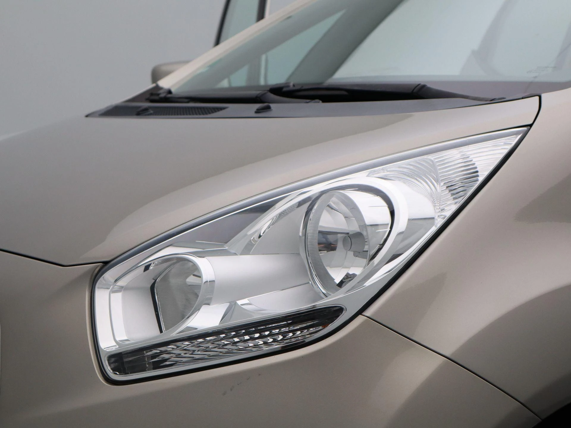 Kia-Venga-image-23